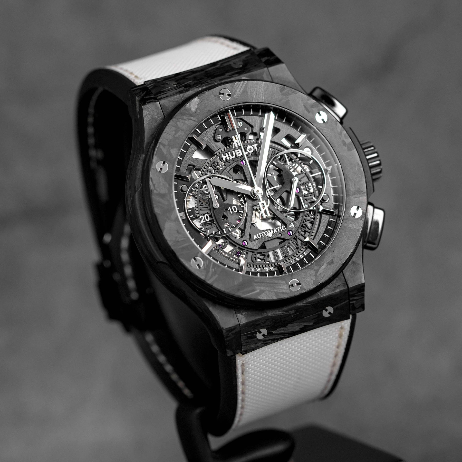 CLASSIC FUSION 45MM AEROFUSION FROSTED CARBON (2022)