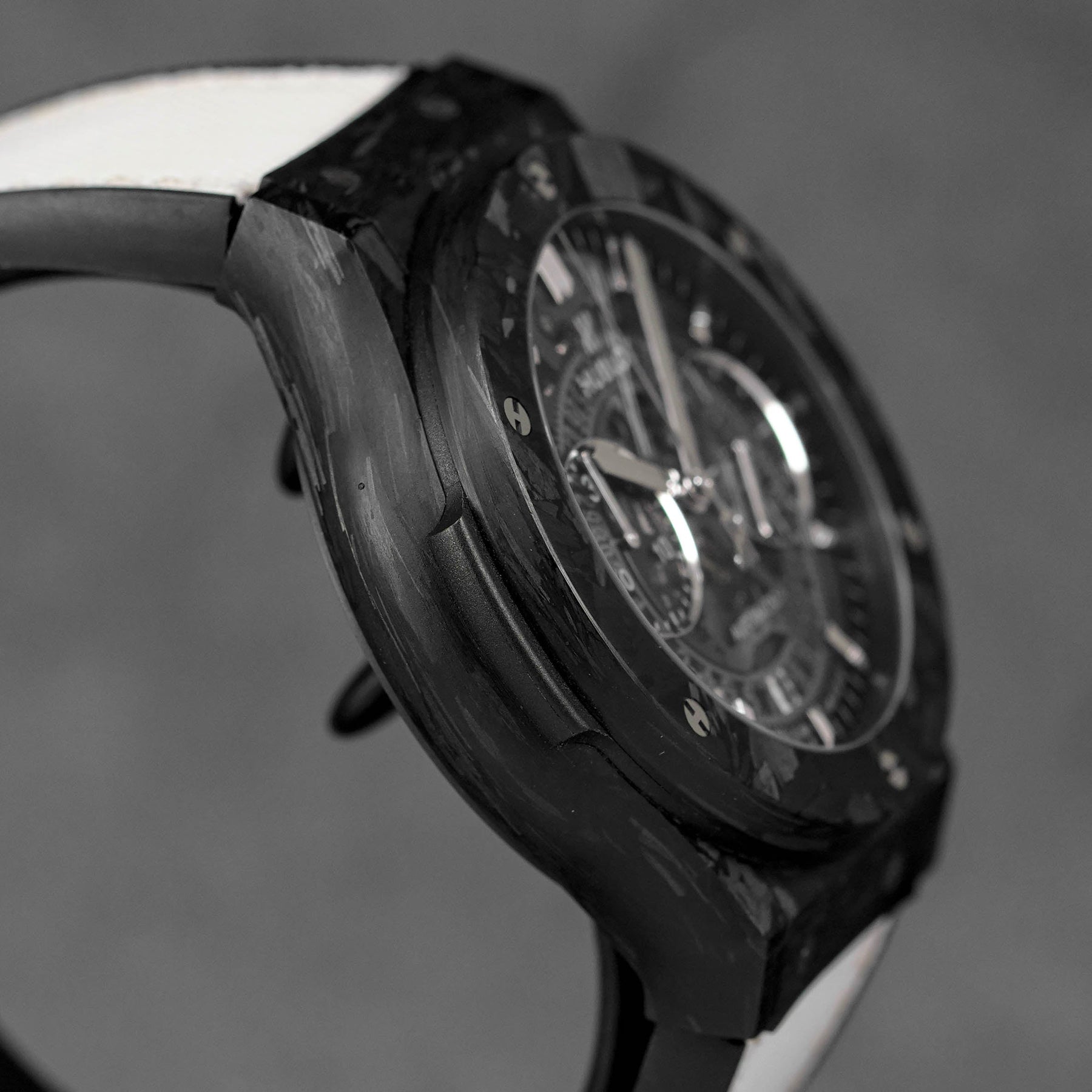 CLASSIC FUSION 45MM AEROFUSION FROSTED CARBON (2022)