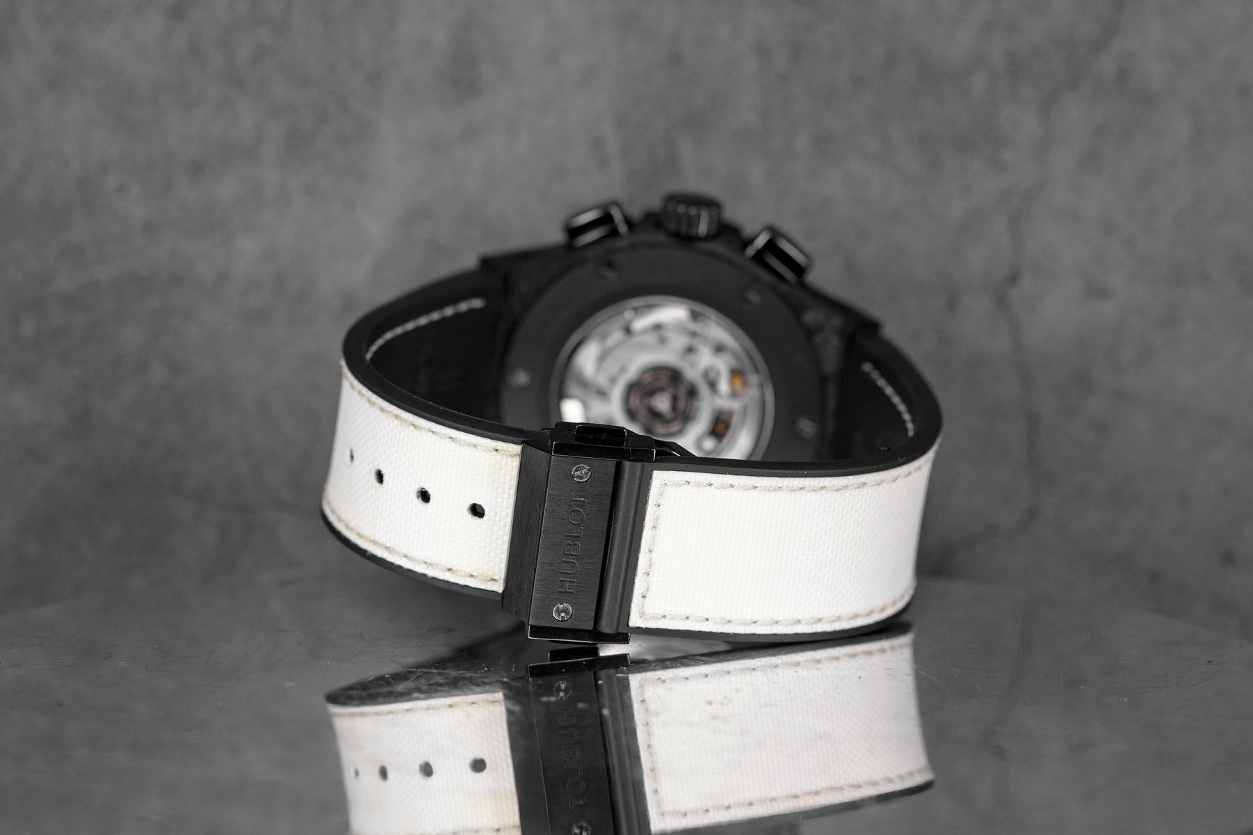 CLASSIC FUSION 45MM AEROFUSION FROSTED CARBON (2022)