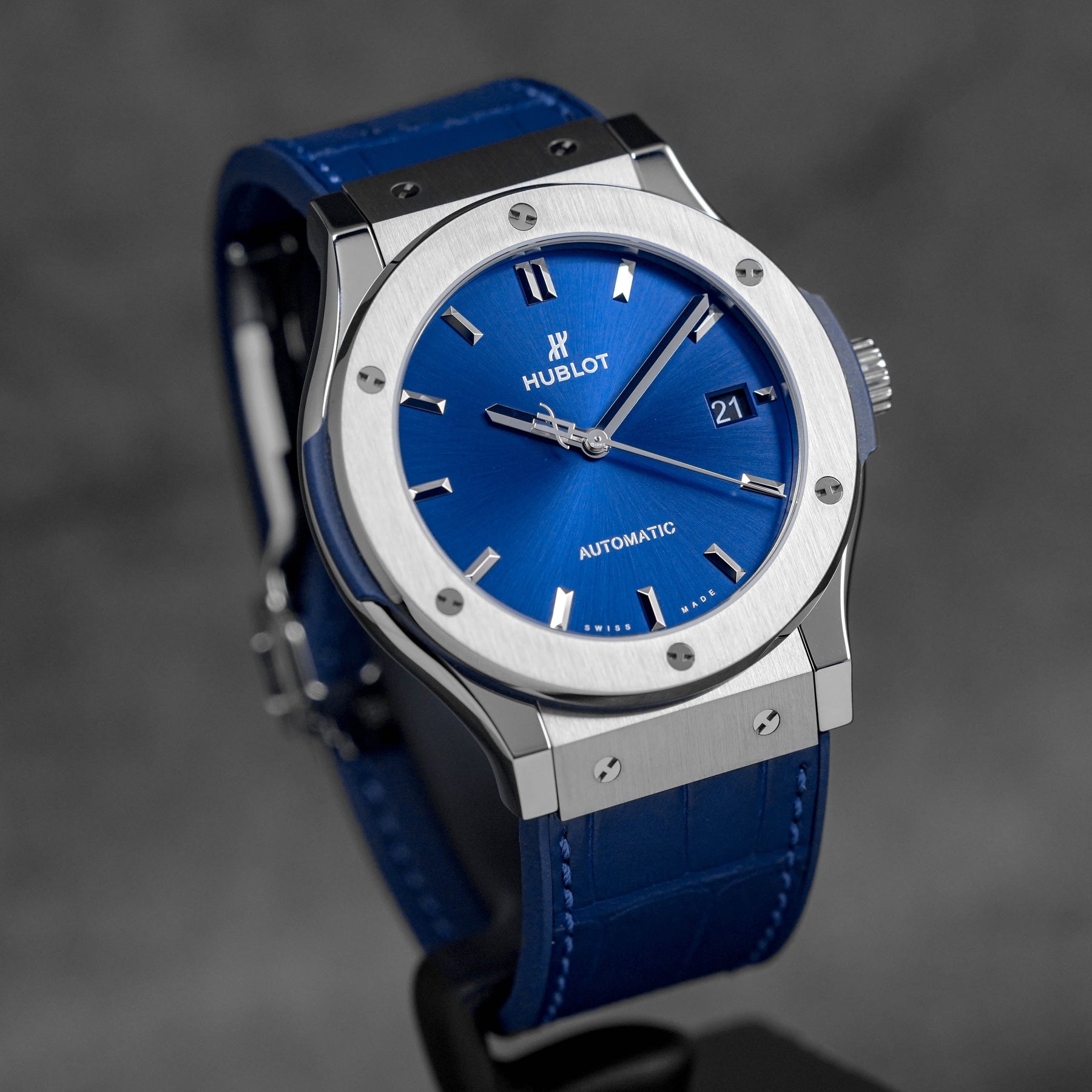CLASSIC FUSION 45MM TITANIUM BLUE (2025)