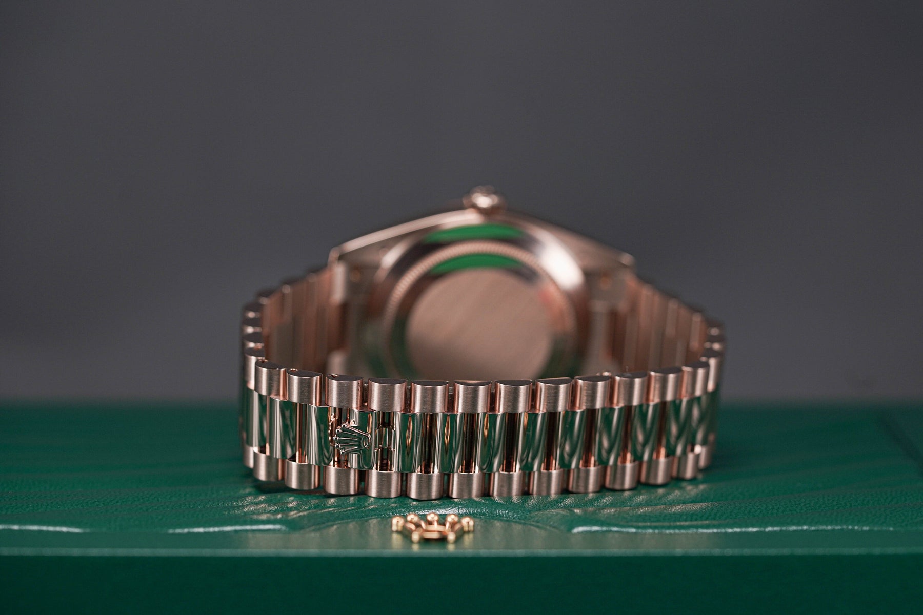 DAYDATE 40MM ROSEGOLD CHOCO ROMAN DIAL