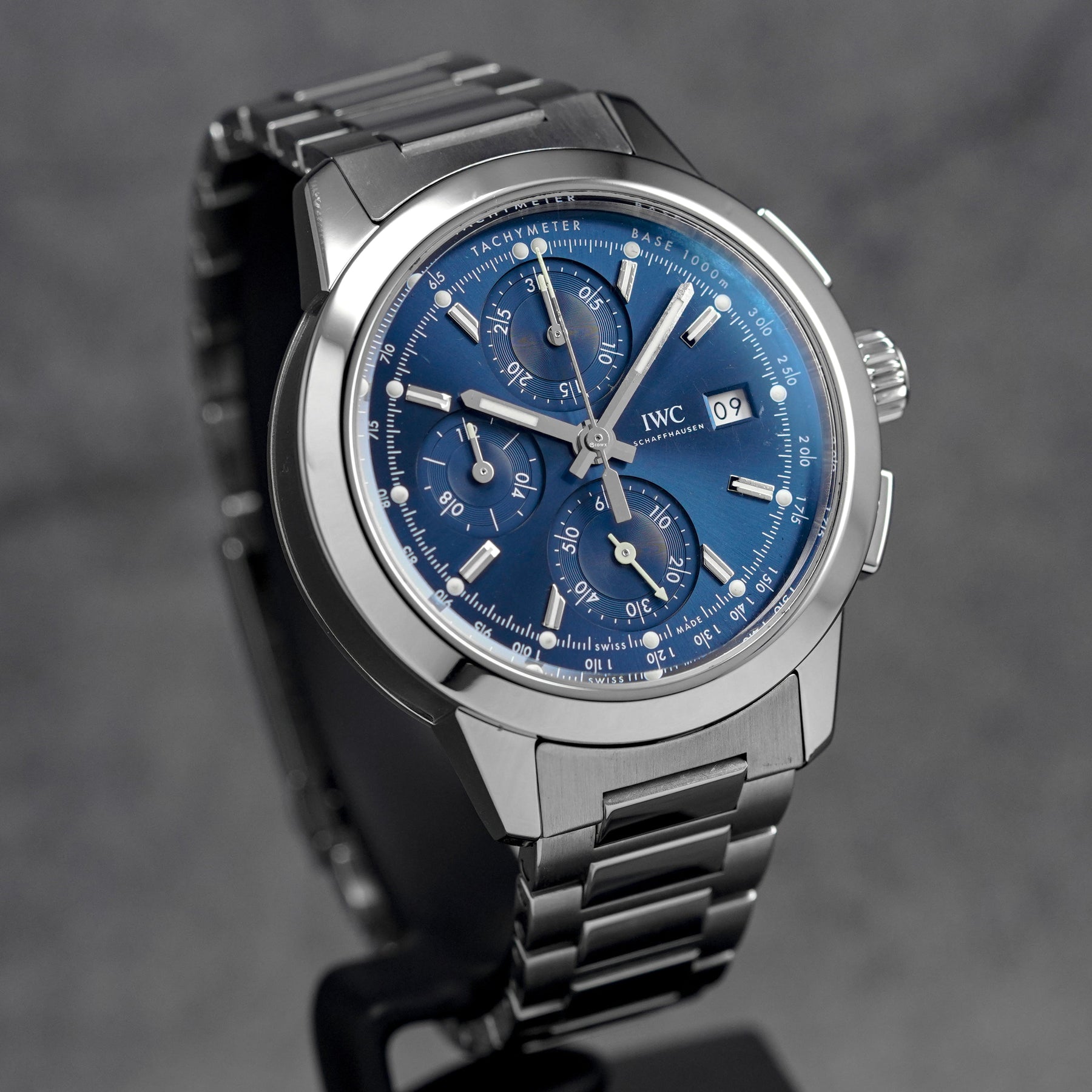 Harga IWC Ingenieur Chrono Blue