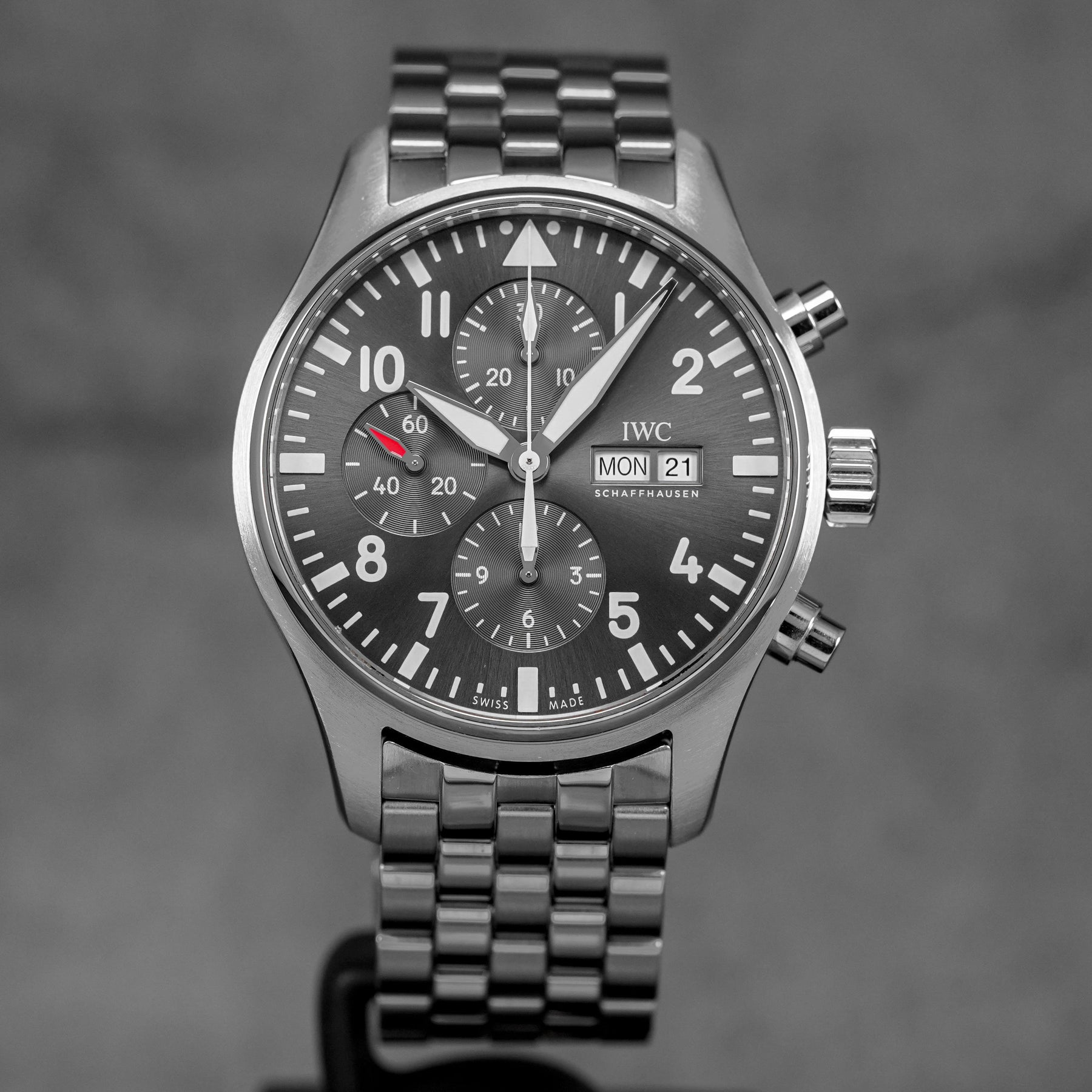 Harga IWC Pilot Spitfire Chrono Grey