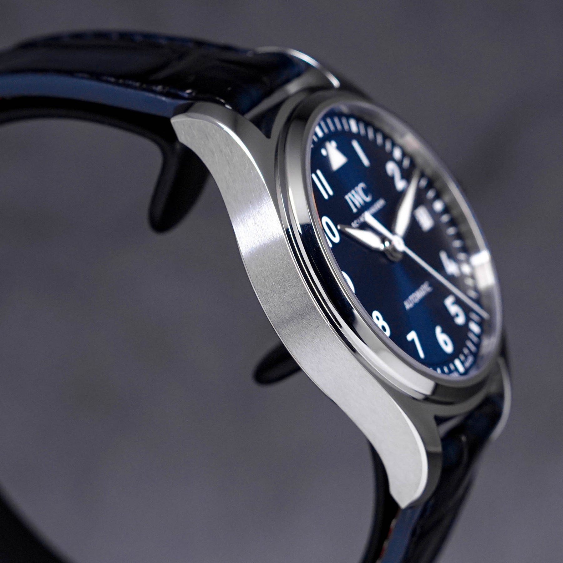 PILOT'S AUTOMATIC 36 BLUE DIAL (2023)