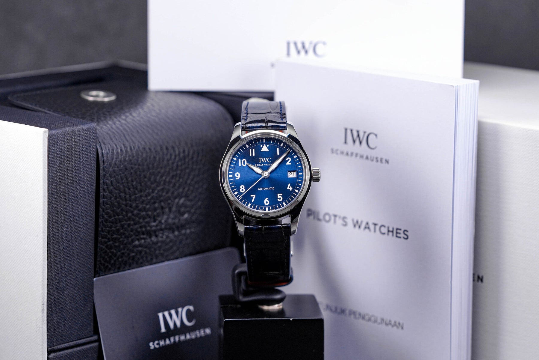 PILOT'S AUTOMATIC 36 BLUE DIAL (2023)