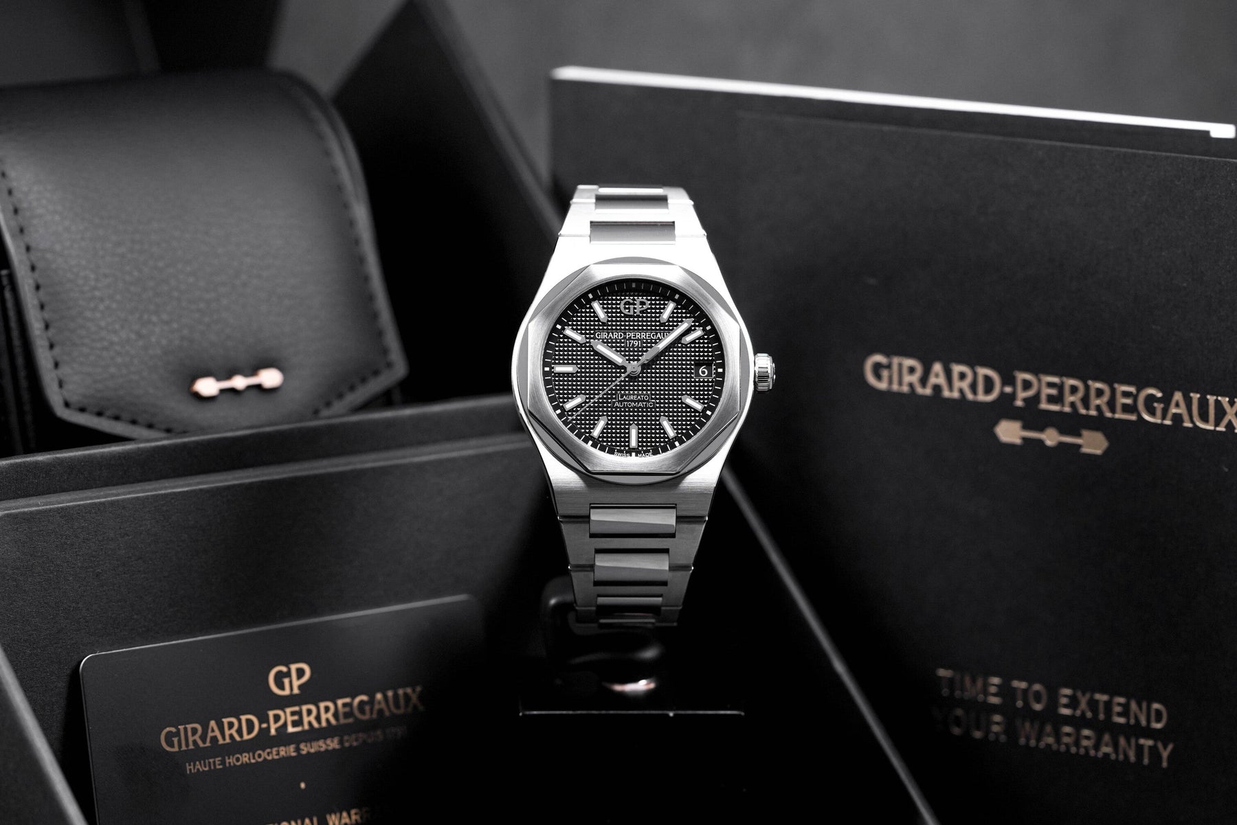 LAUREATO BLACK DIAL (2023)