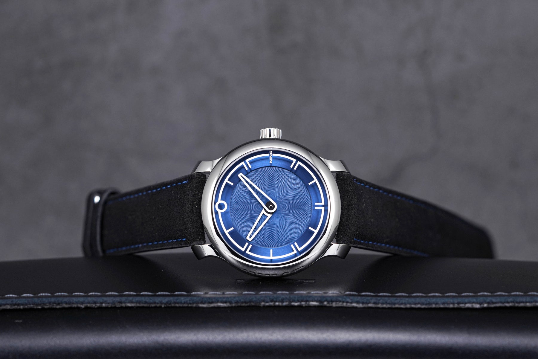 17.09 38MM BLUE DIAL (2022)