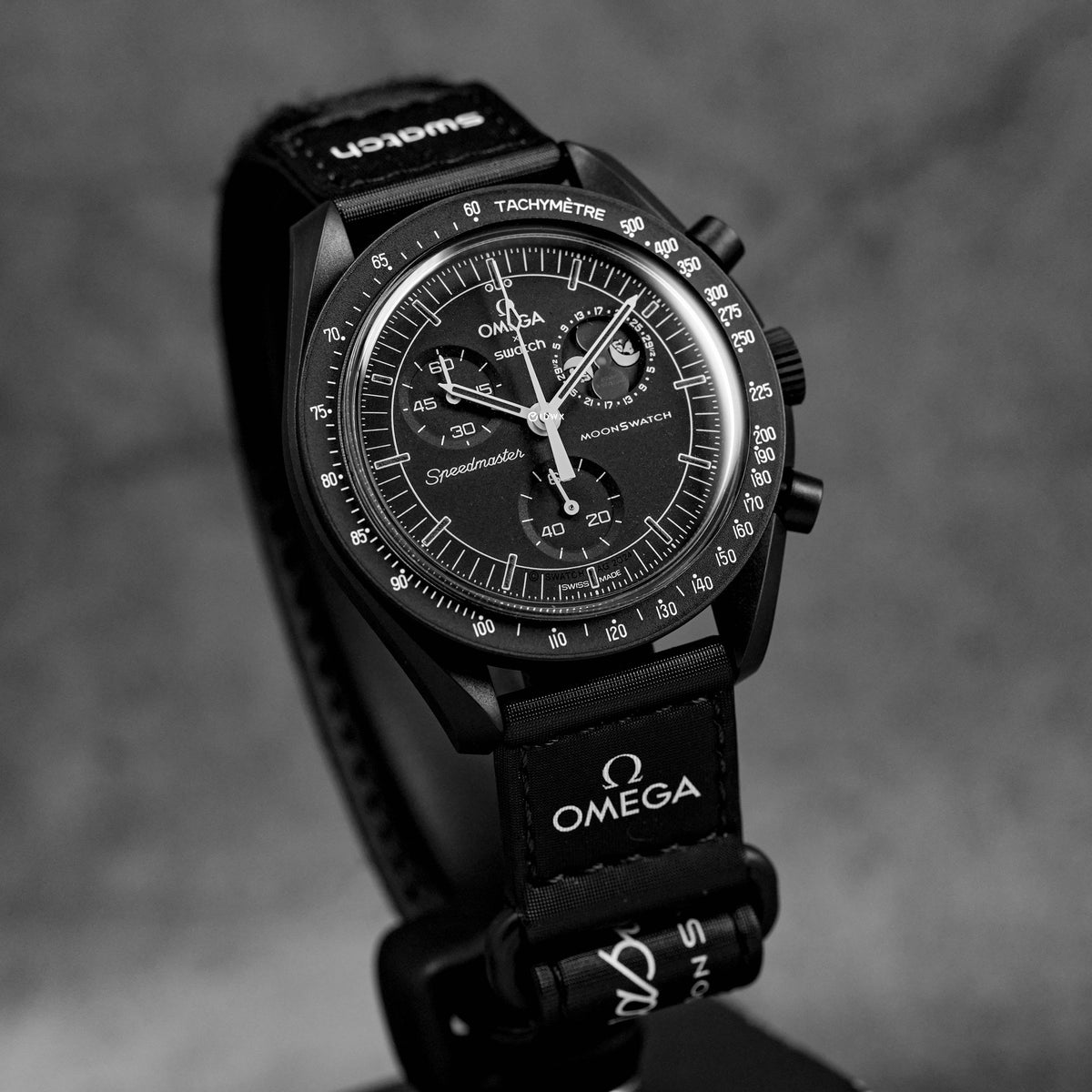 Harga Moonswatch Snoopy Black