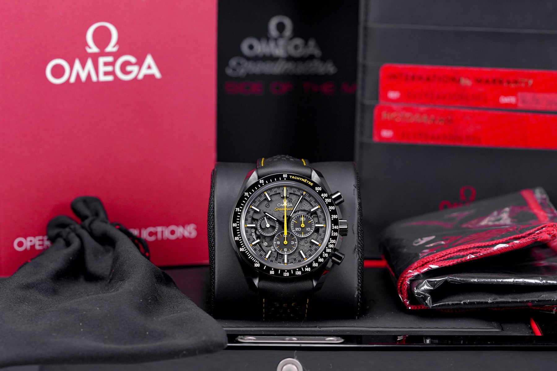 SPEEDMASTER APOLLO 8 'DARK SIDE OF THE MOON' (2019)