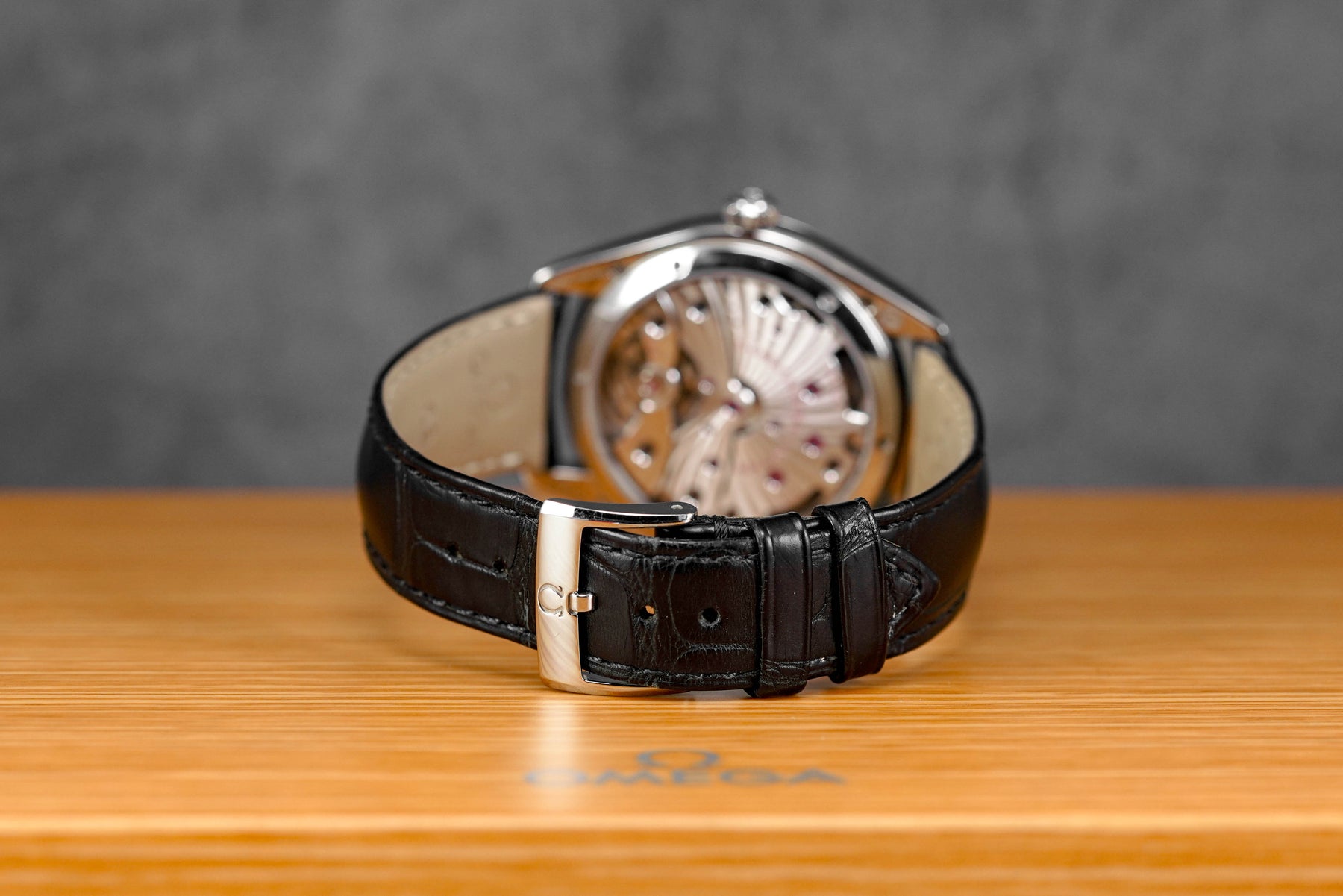Harga Omega De Ville Tresor Black