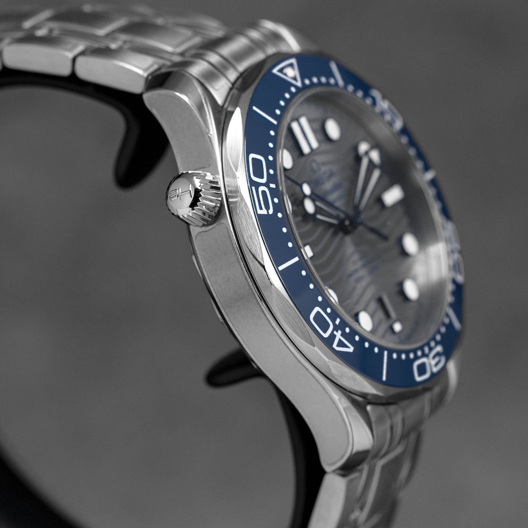 Harga Omega Seamaster Diver 300M Grey
