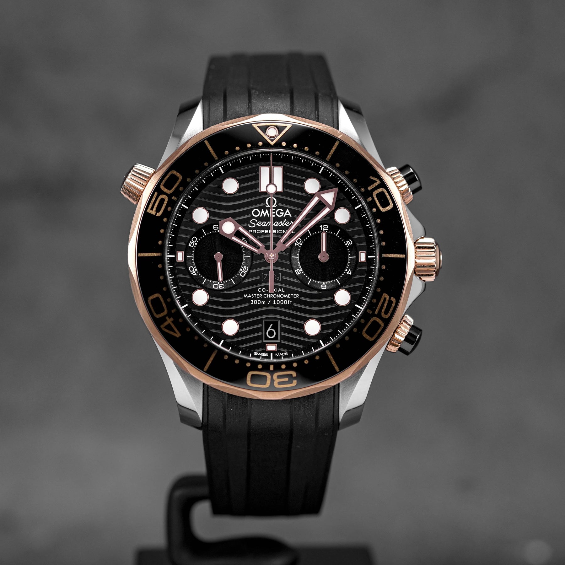 Harga Omega Seamaster Diver Sedna Gold