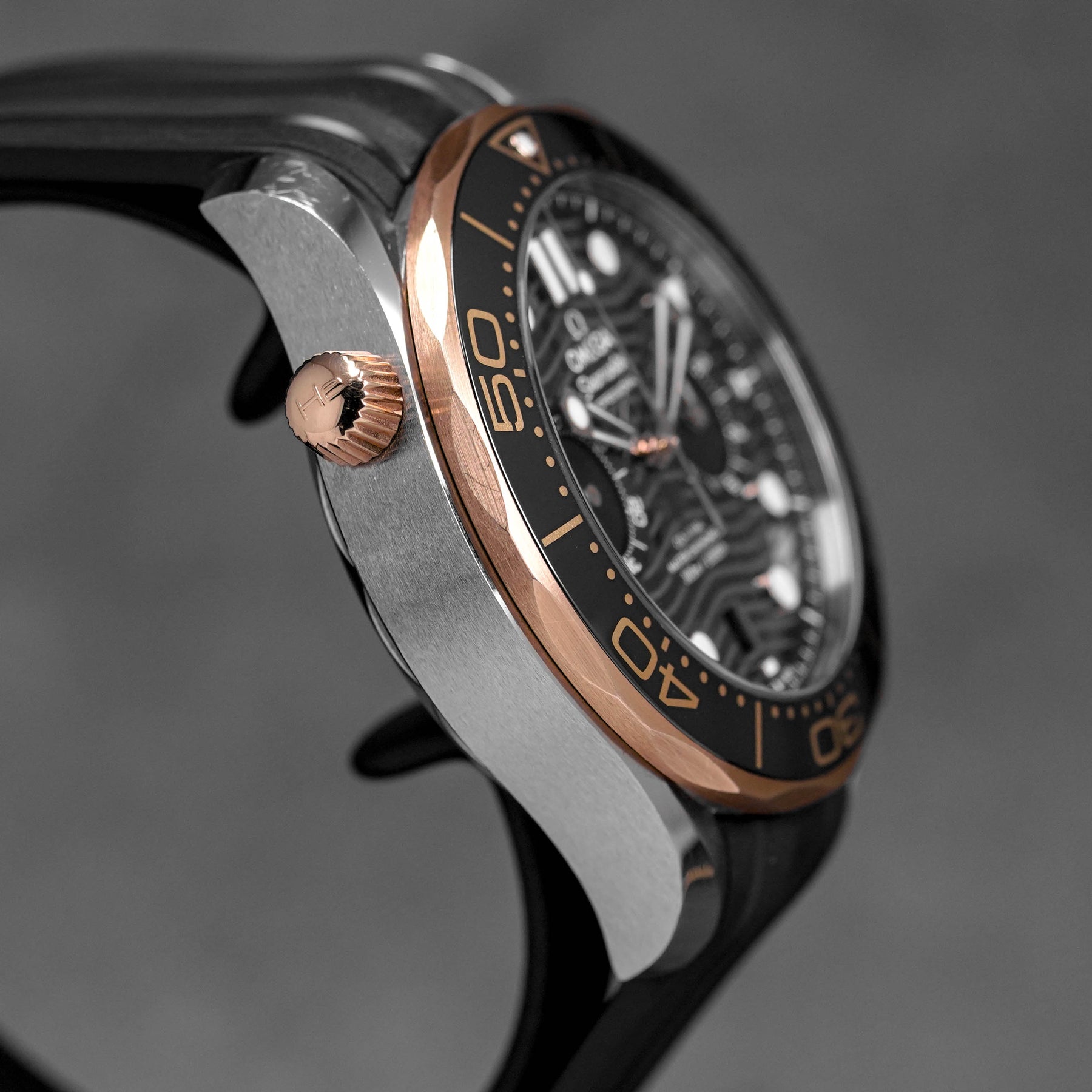 Harga Omega Seamaster Diver Sedna Gold