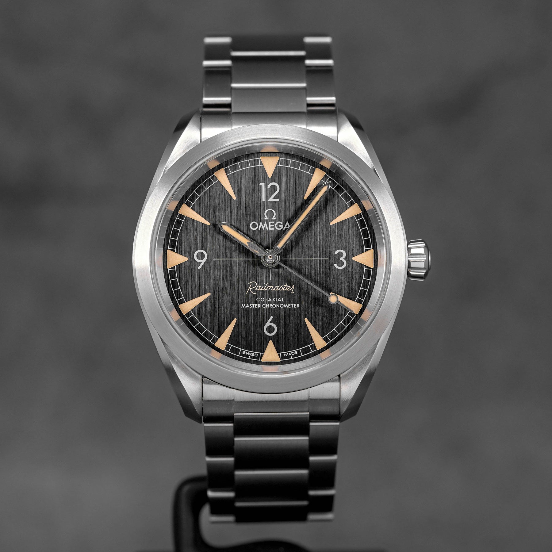 Harga Omega Seamaster Rialmaster Black