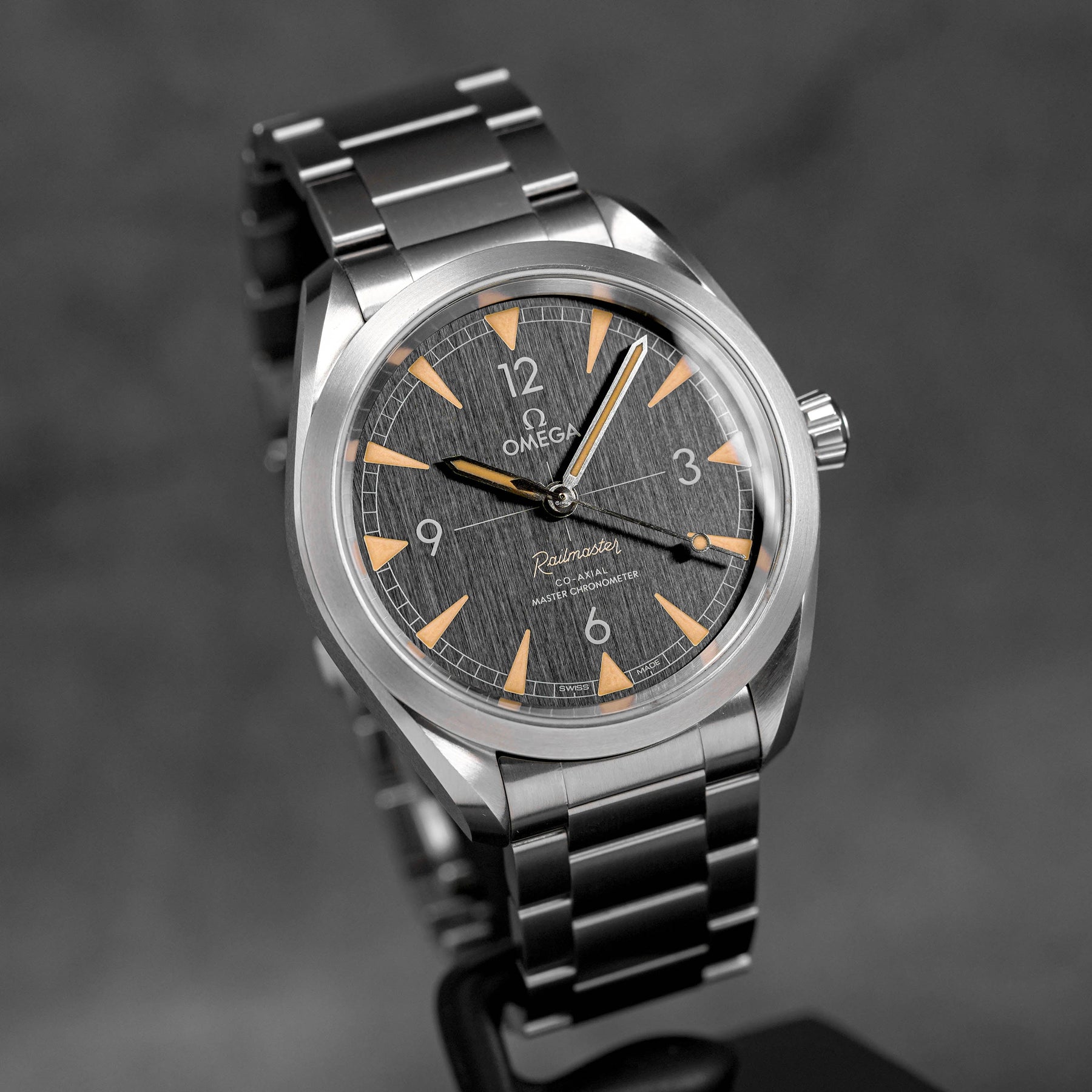 Harga Omega Seamaster Rialmaster Black