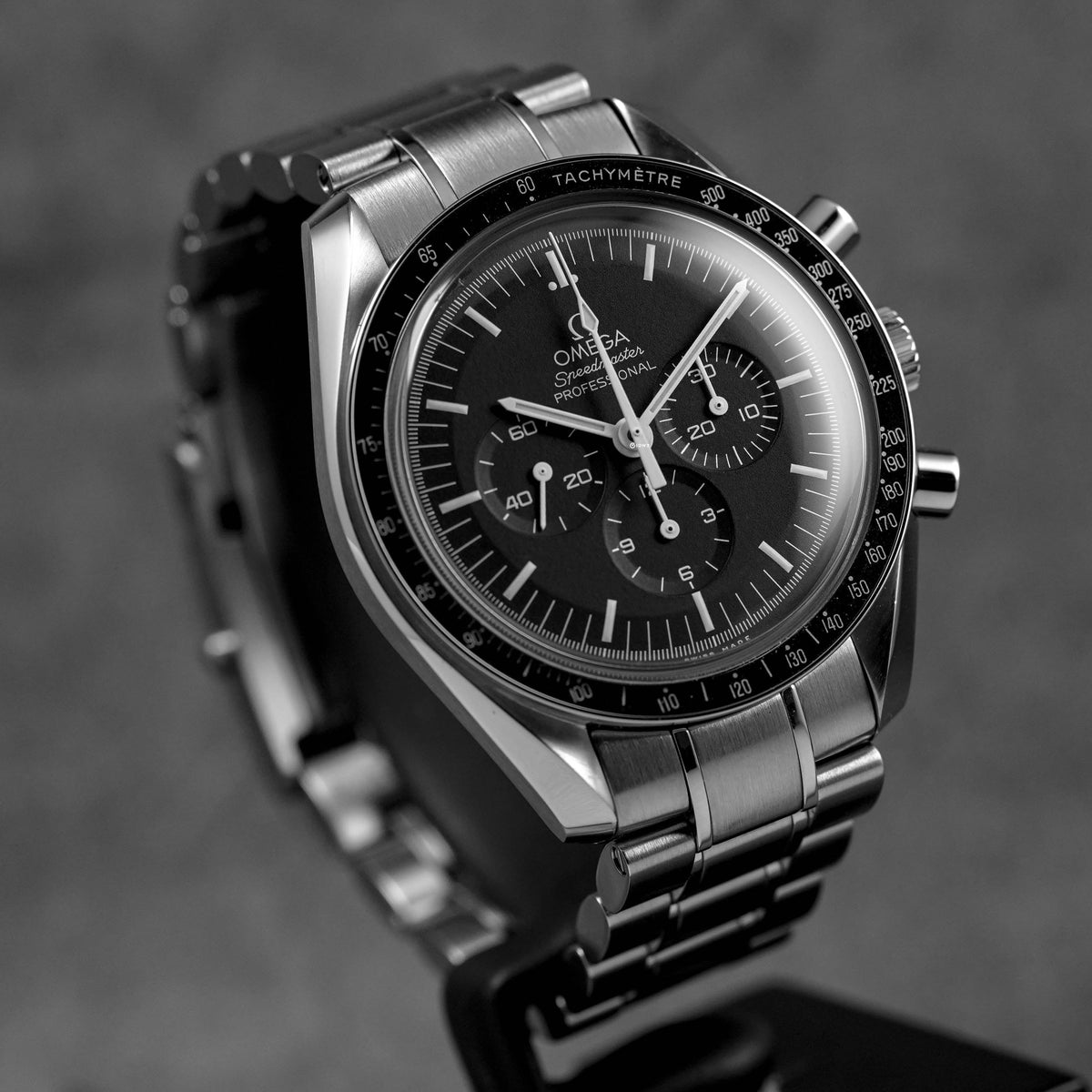 Harga Omega Speedmaster Moonwatch Hesalite