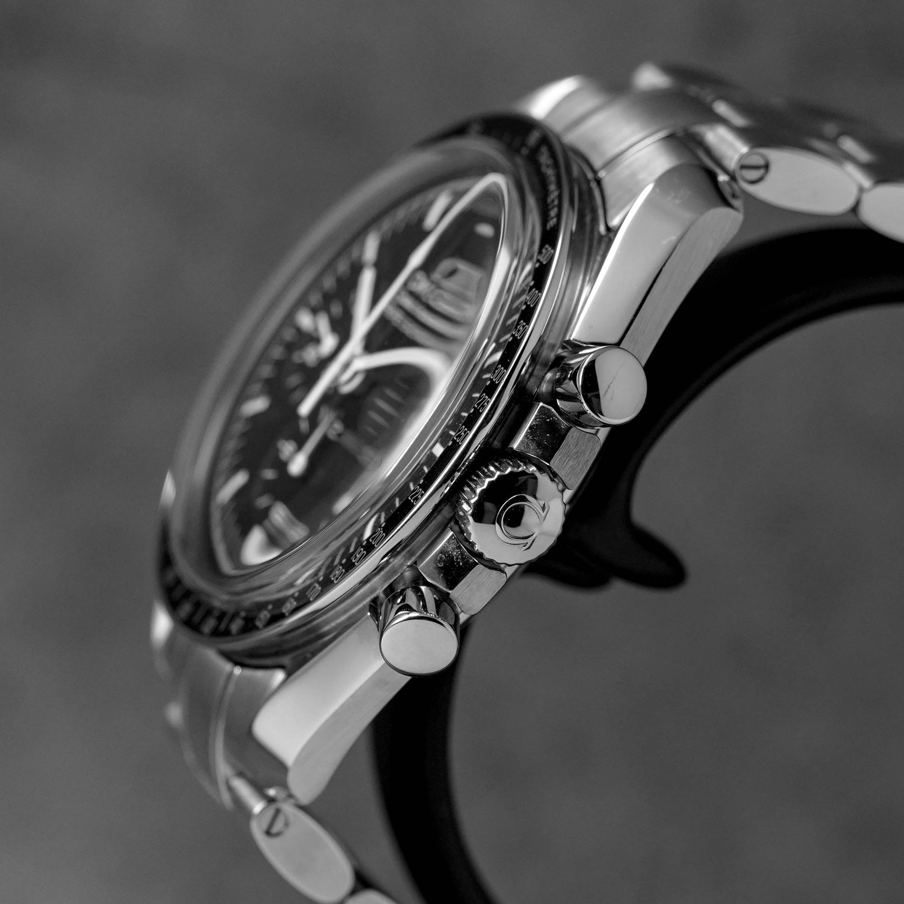 Harga Omega Speedmaster Moonwatch Hesalite