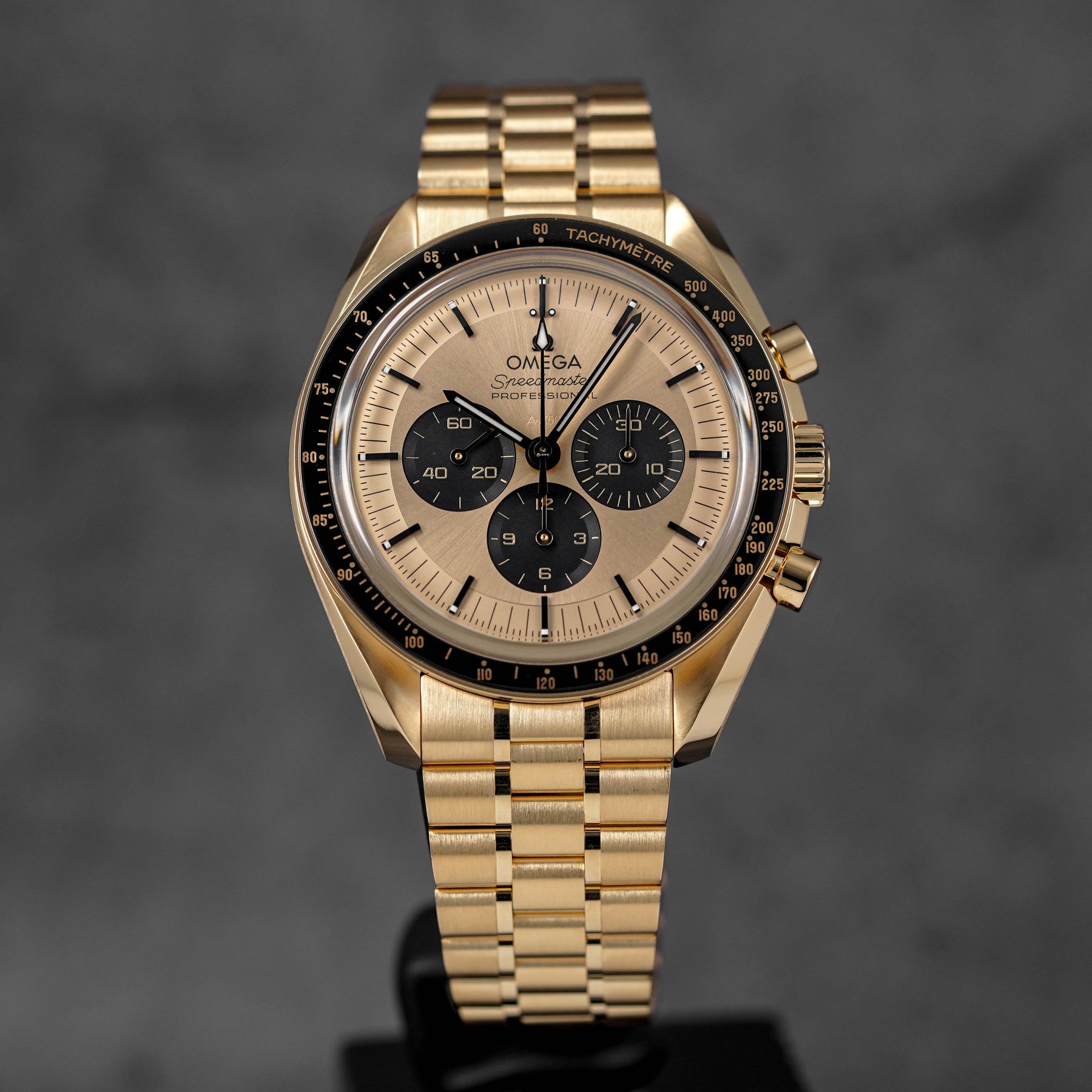 Harga Omega Speedmaster Moonwatch Monnshine Gold