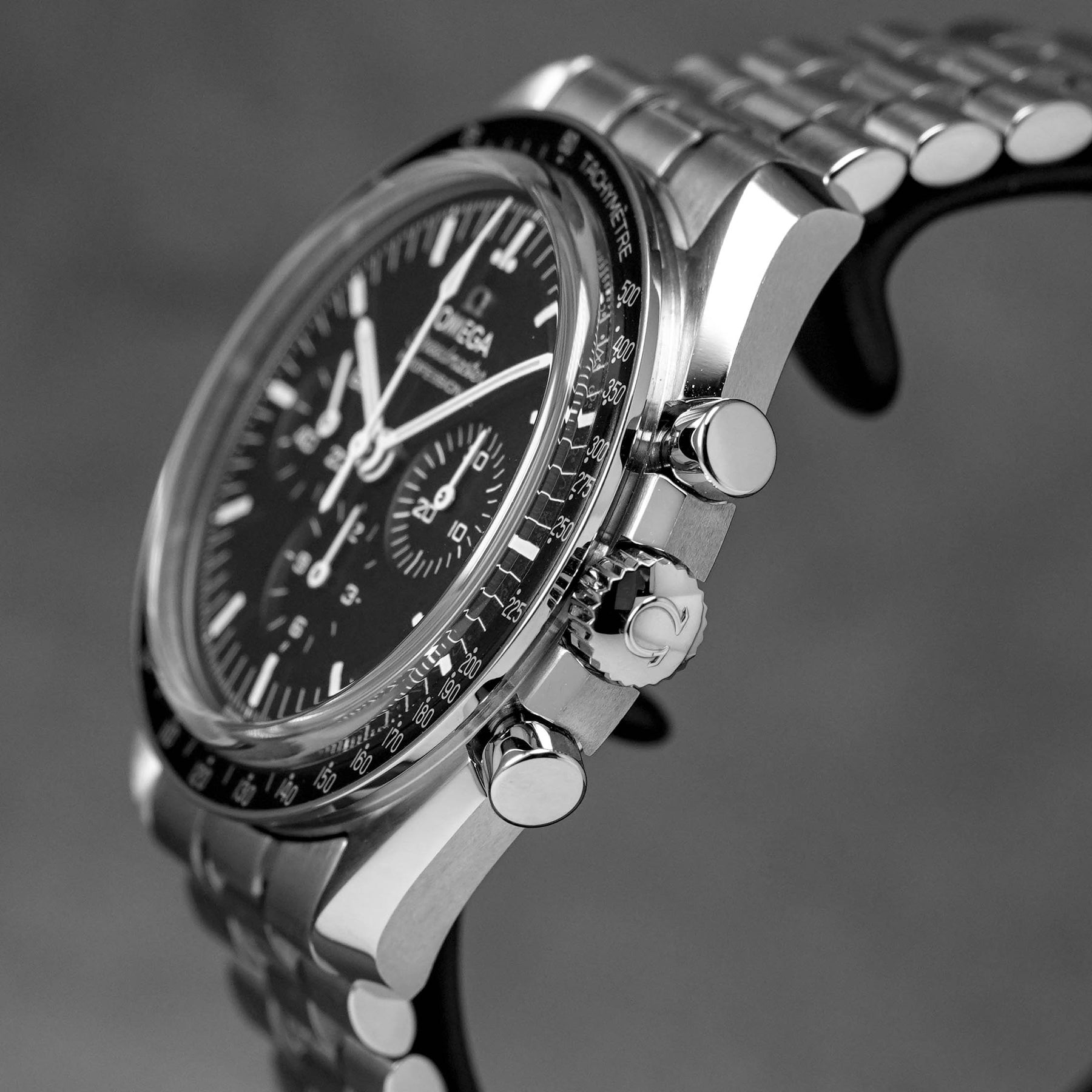 Harga Omega Speedmaster Moonwatch Sapphire