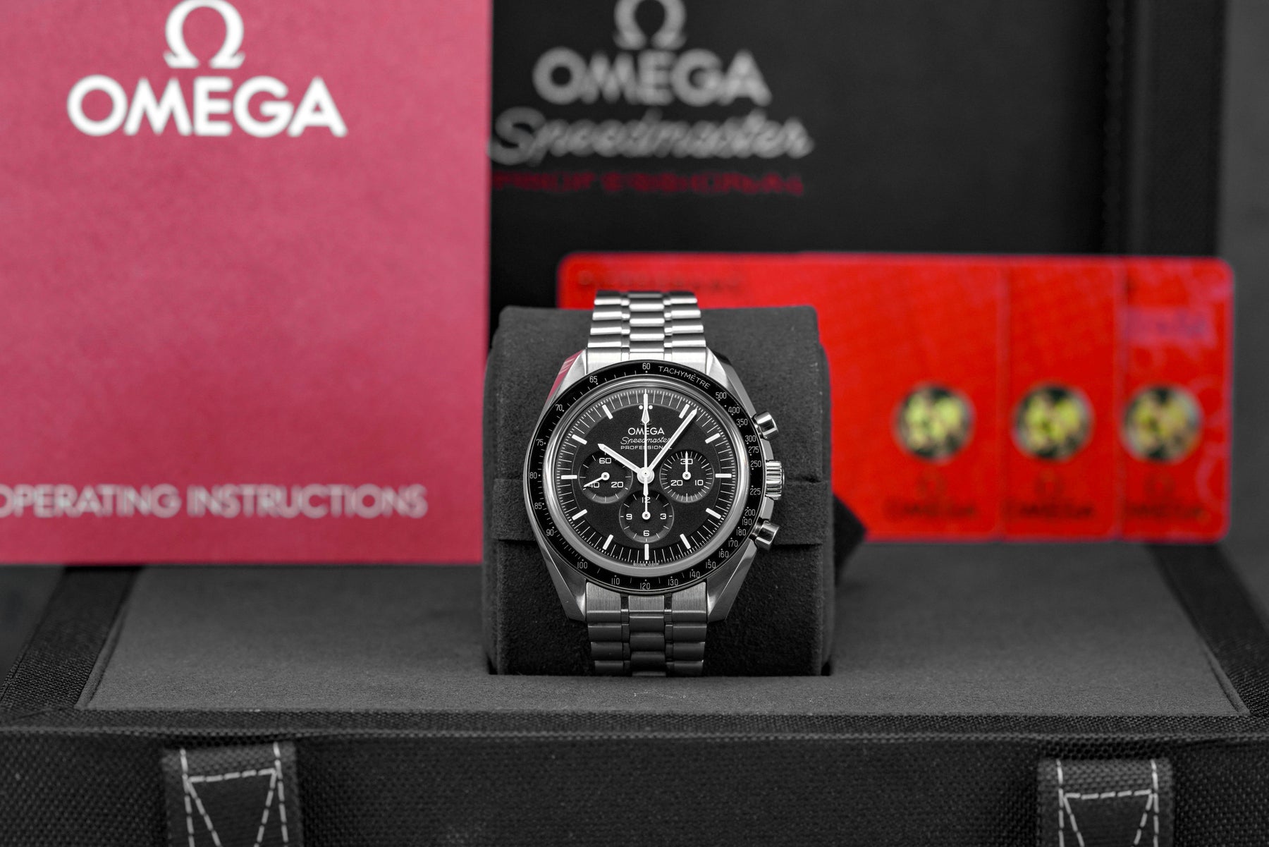 SPEEDMASTER MOONWATCH SAPPHIRE (2021)