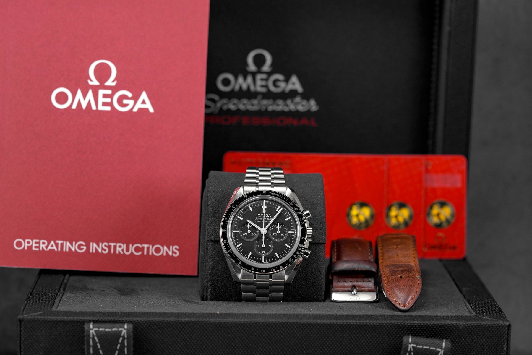 Harga Omega Speedmaster Moonwatch Sapphire