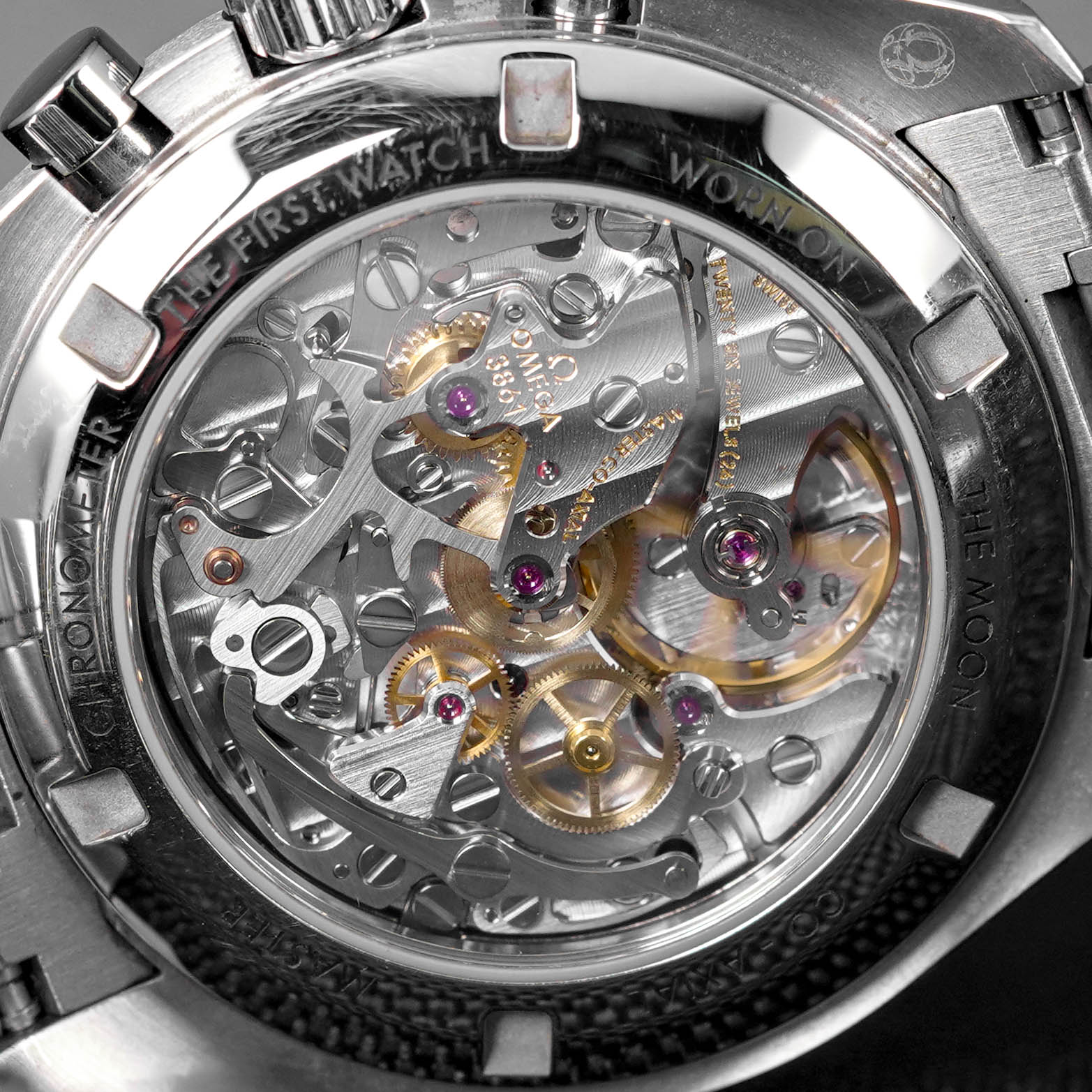 SPEEDMASTER MOONWATCH SAPPHIRE (2021)