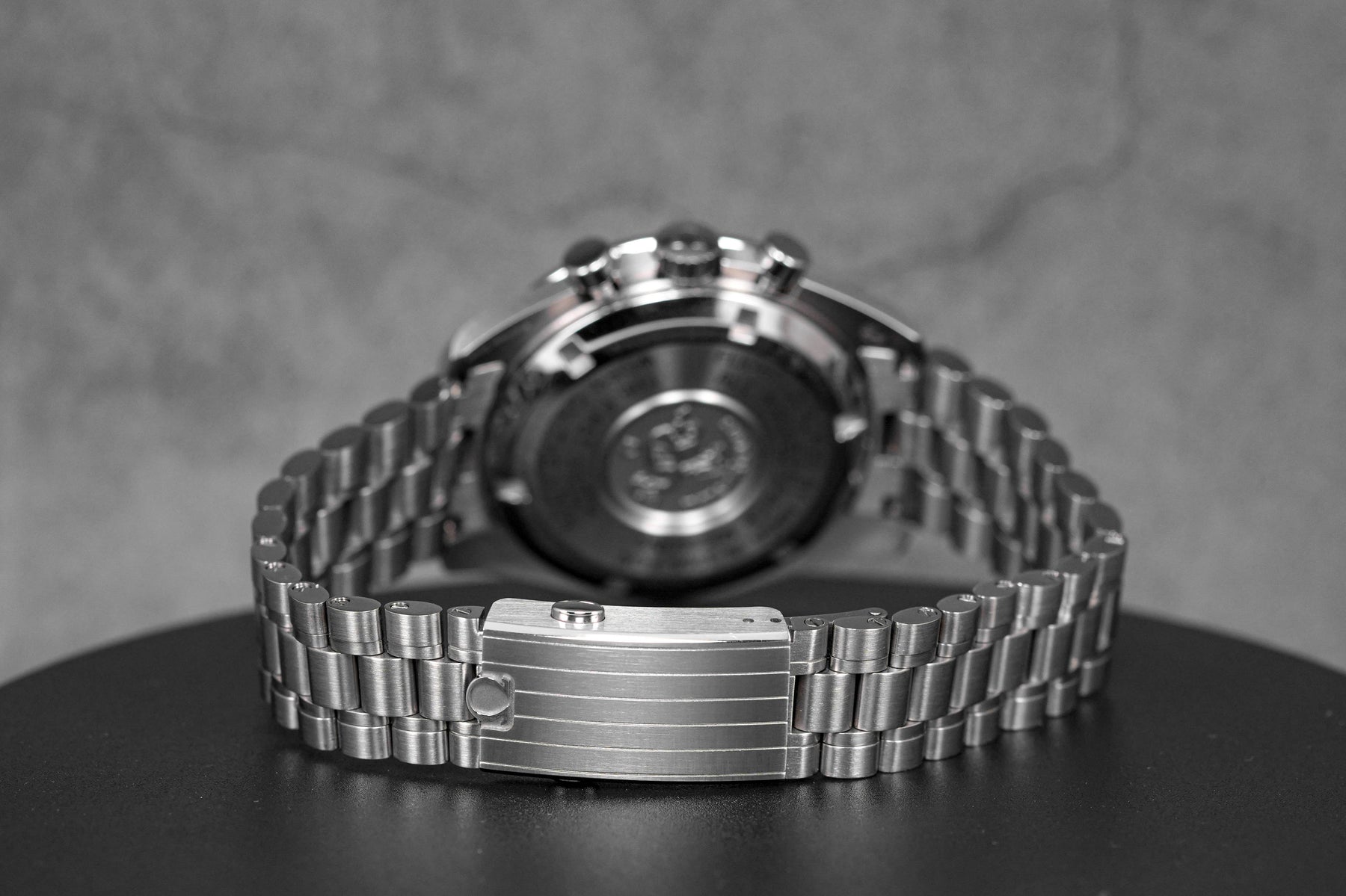 Omega Hesalite