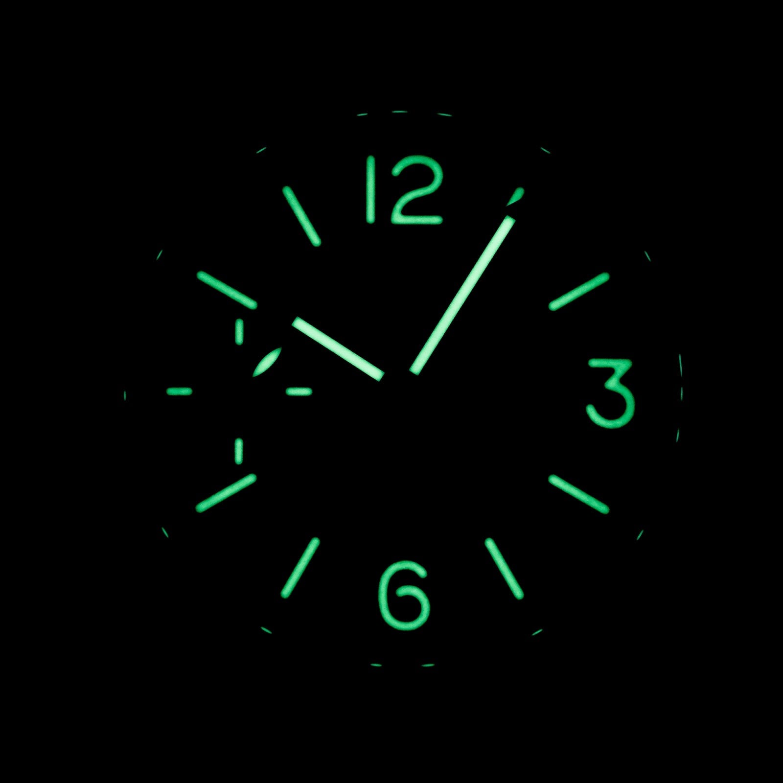 LUMINOR LOGO 44MM BLACK DIAL PAM 1084 (2021)
