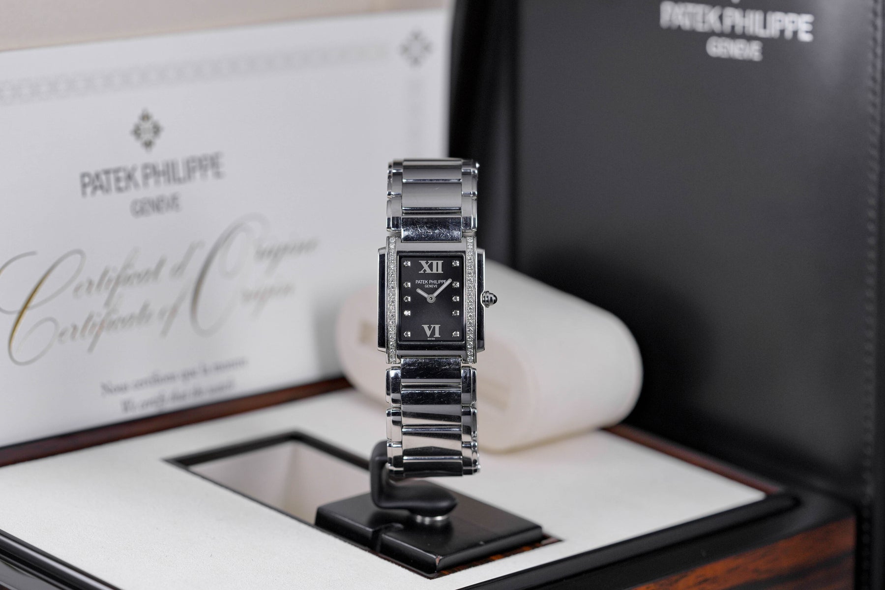 Patek Philippe 24 4910/10A