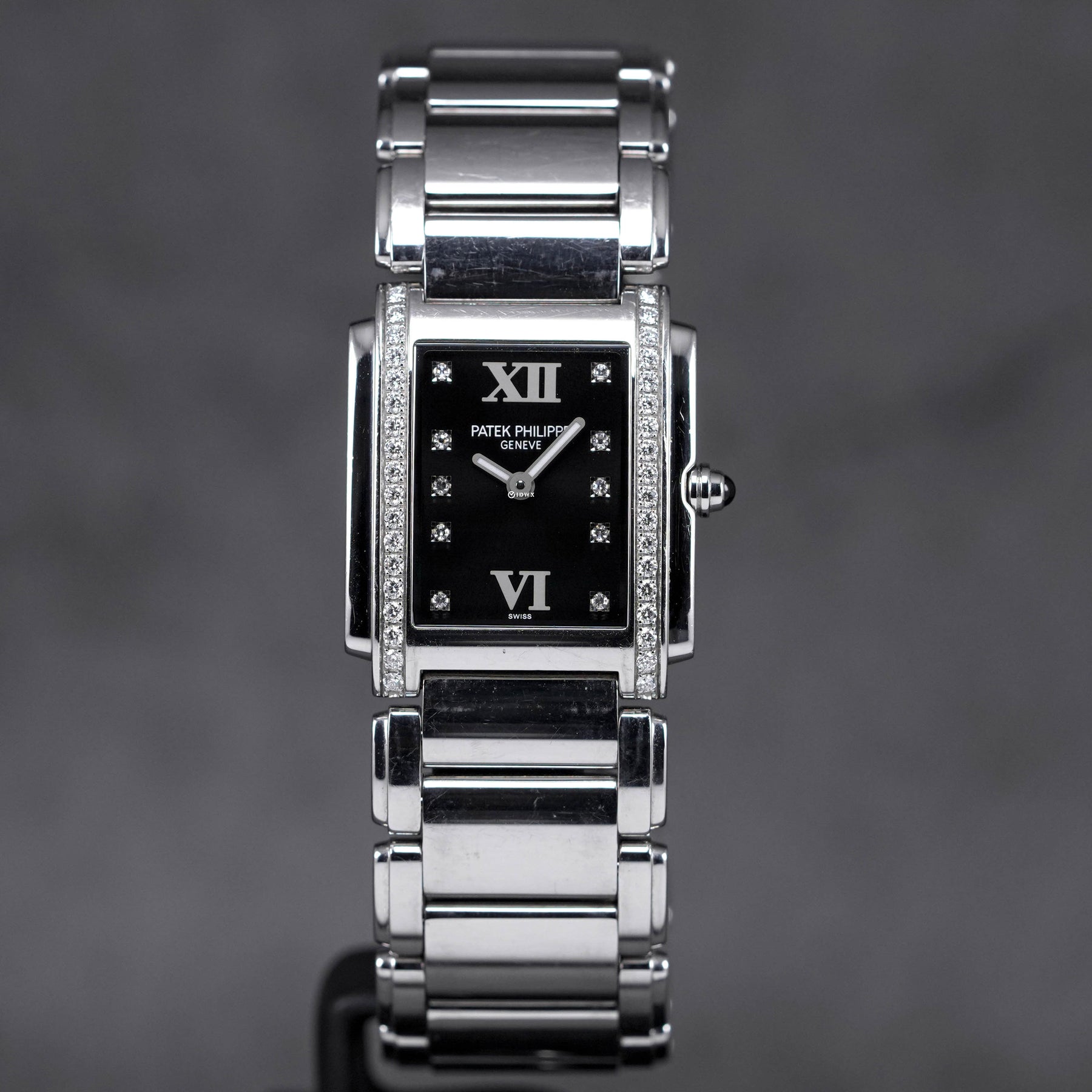 Patek Philippe 24 4910/10A