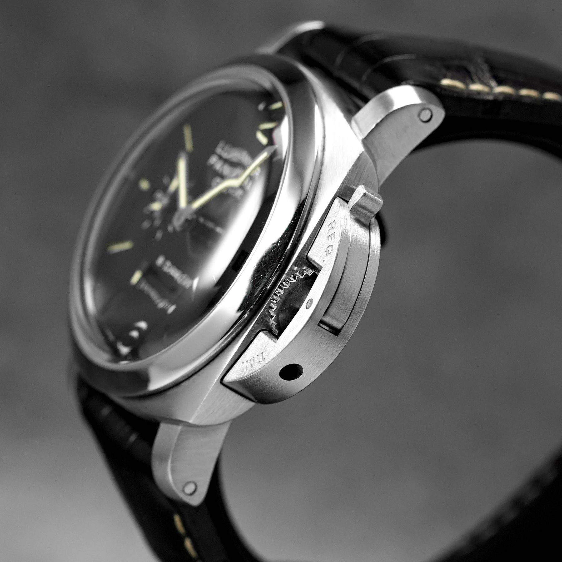 Harga Panerai Luminor PAM 233