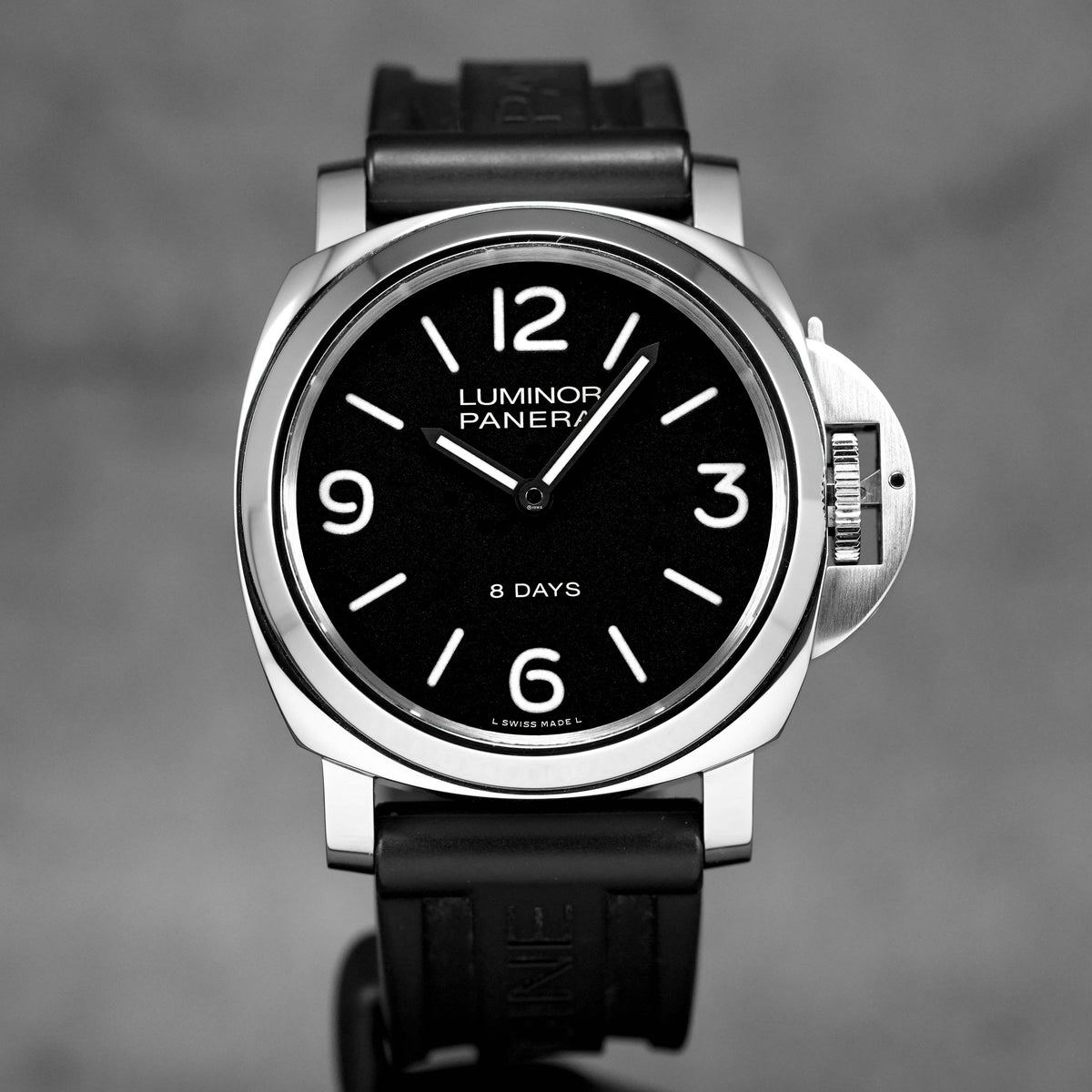 Harga Panerai PAM 560