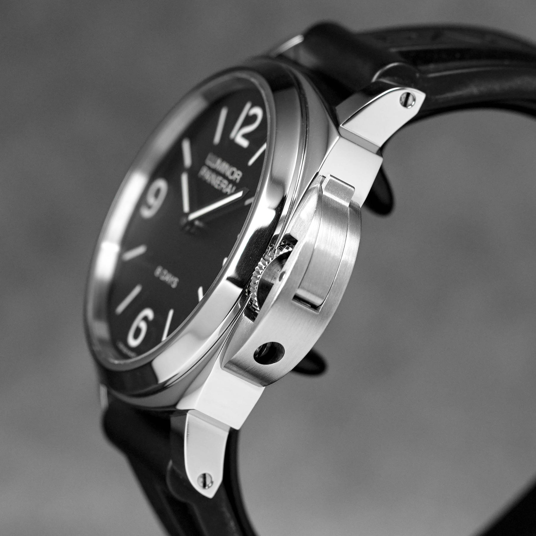 Harga Panerai PAM 560