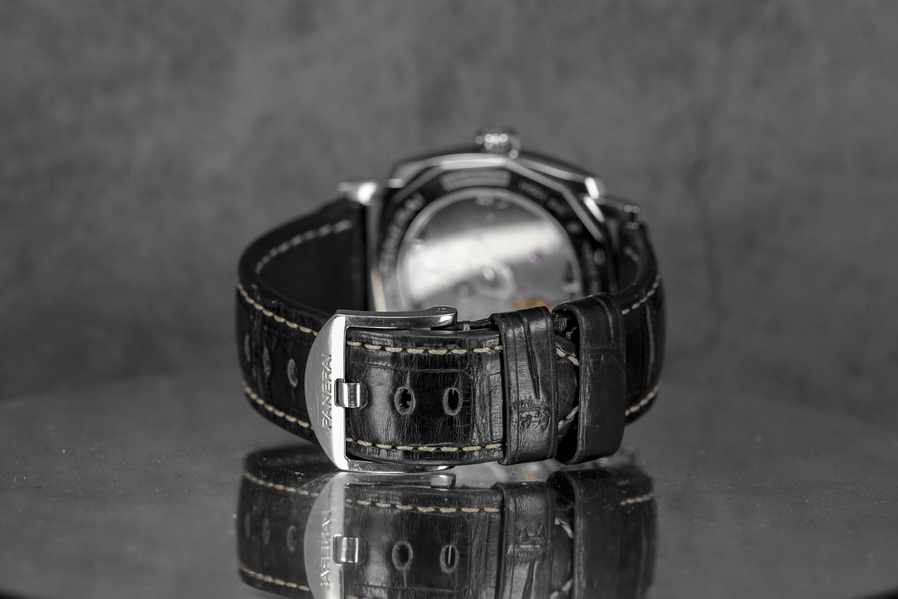 Harga Panerai Radiomir PAM 572