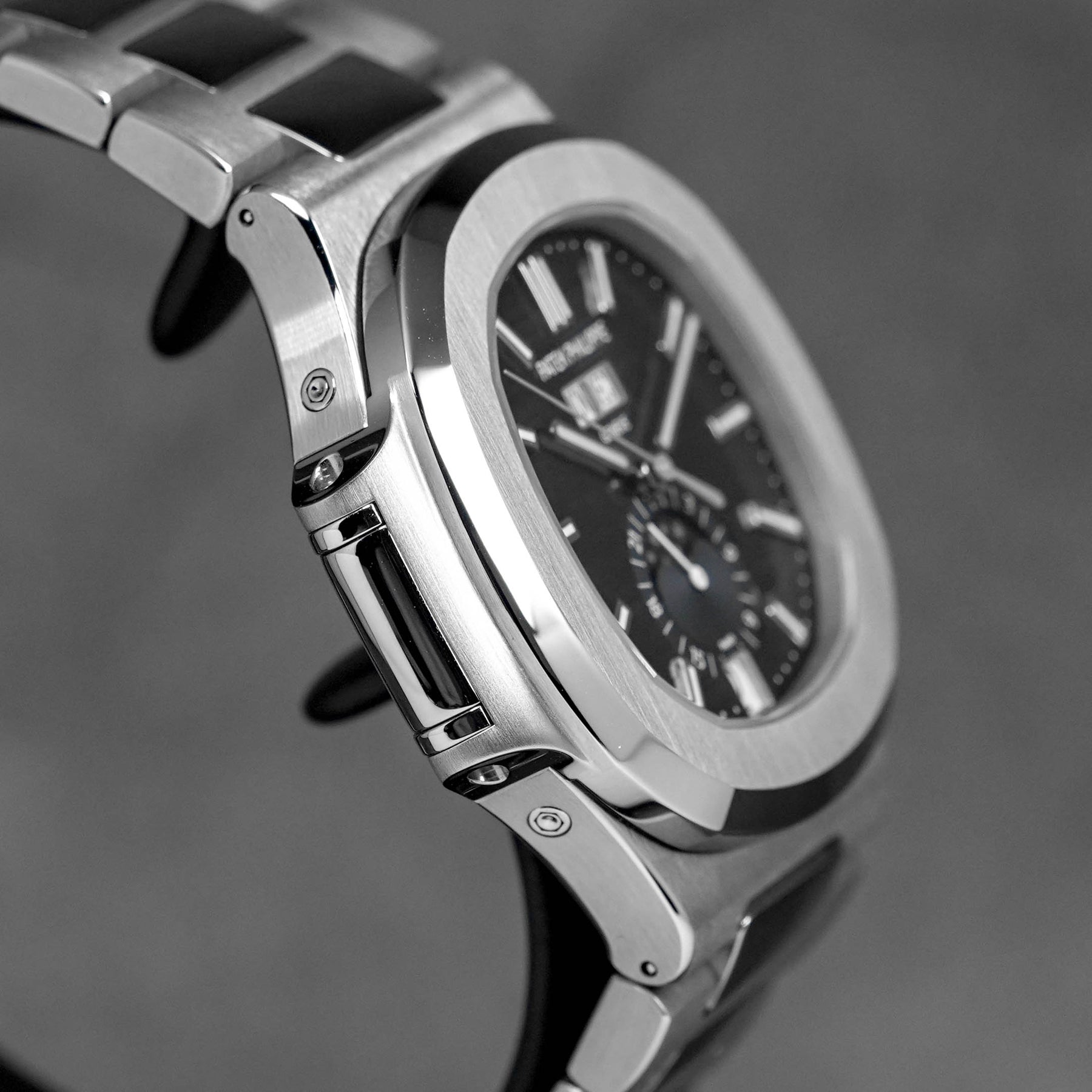 Harga Patek Nautilus 5726/1a