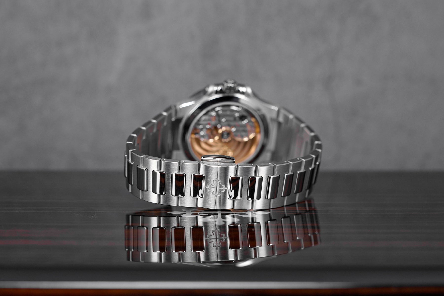 Harga Patek Nautilus 7118/1A Gray