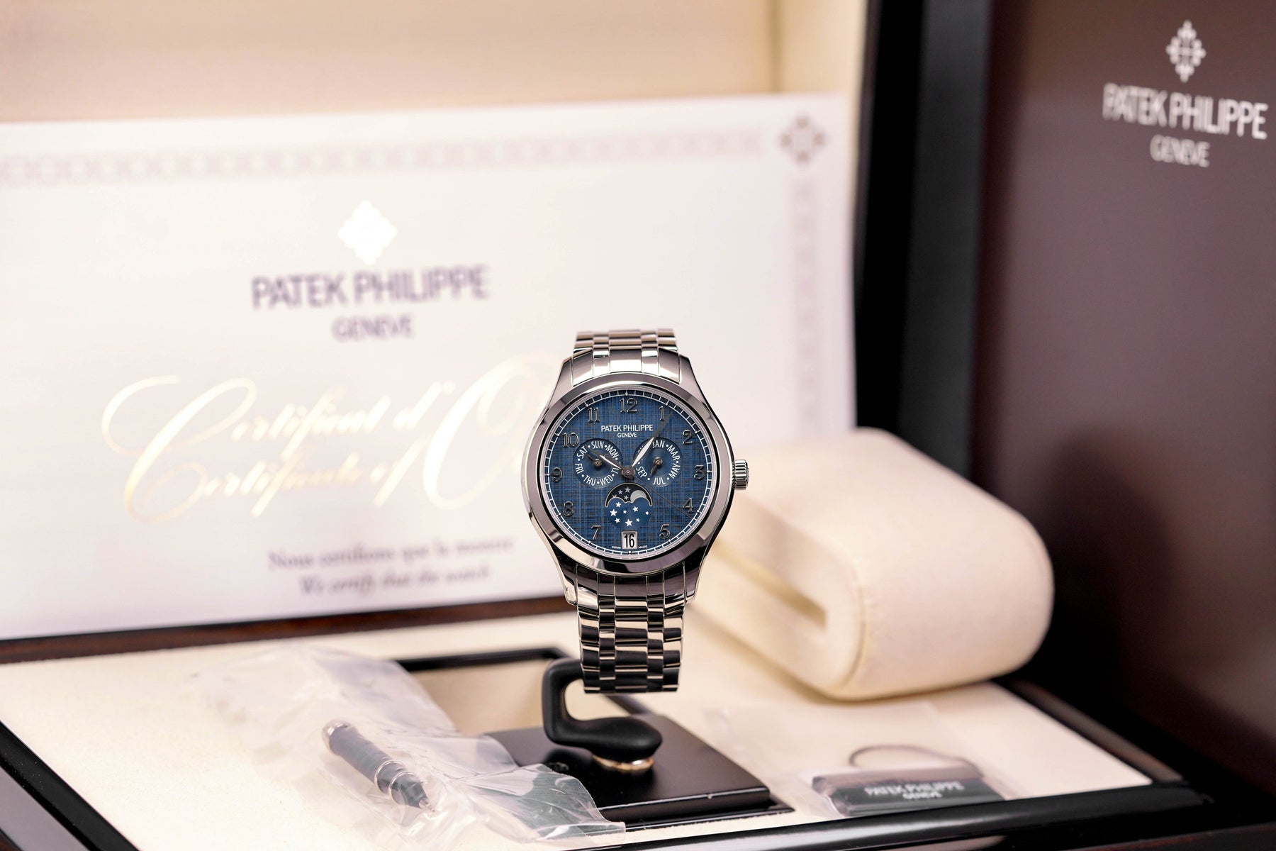 Harga Patek Philippe 4947/1A