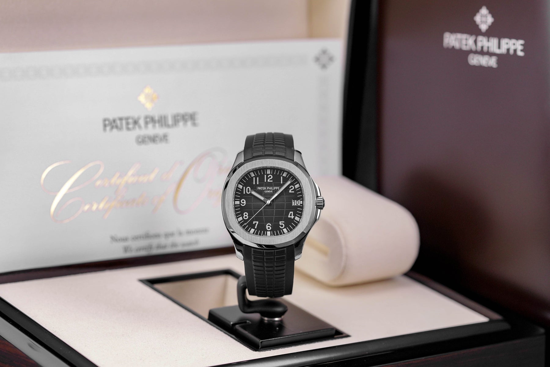 Harga Patek Philippe Aquanaut 5167A-001