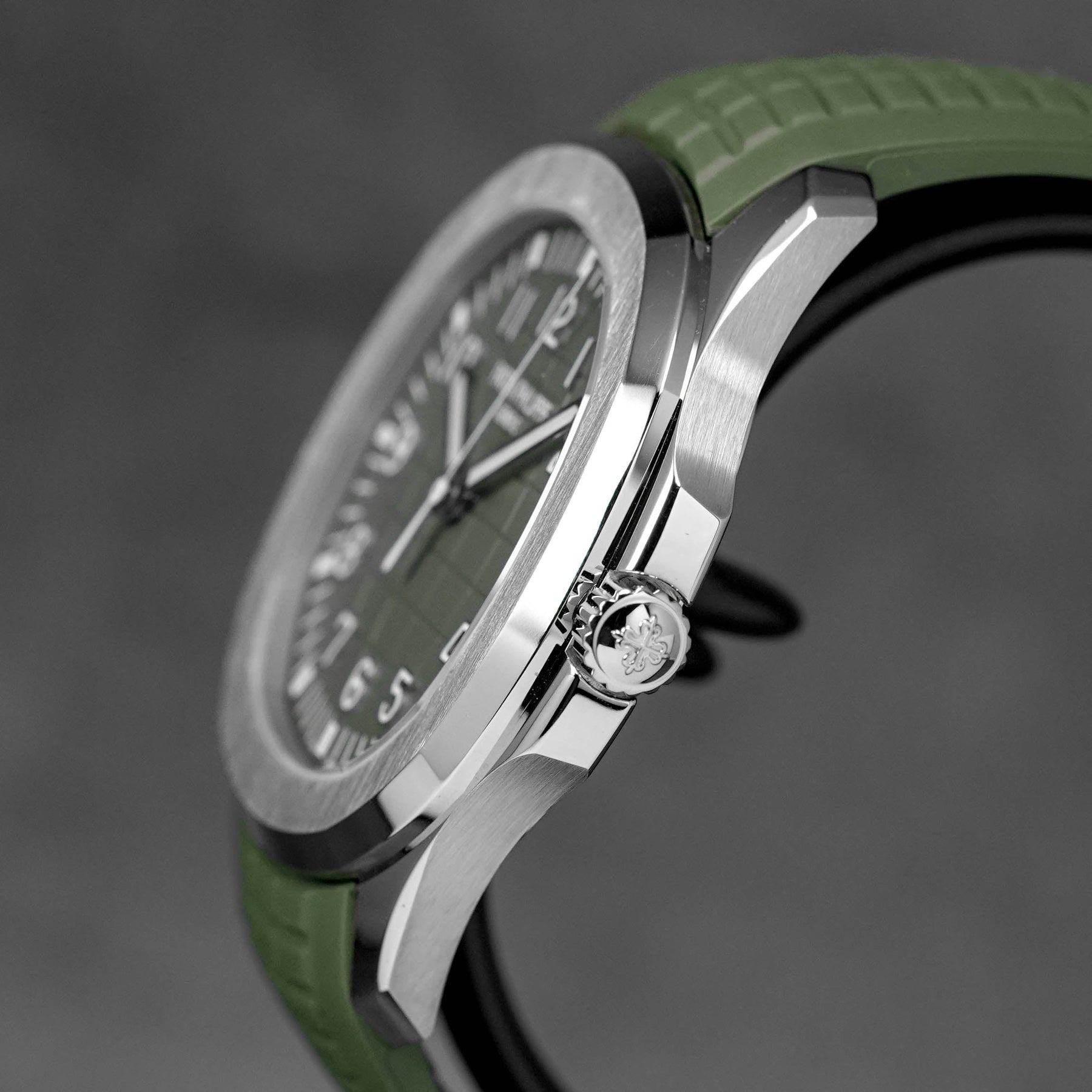 Harga Patek Philippe Aquanaut 5168G Green