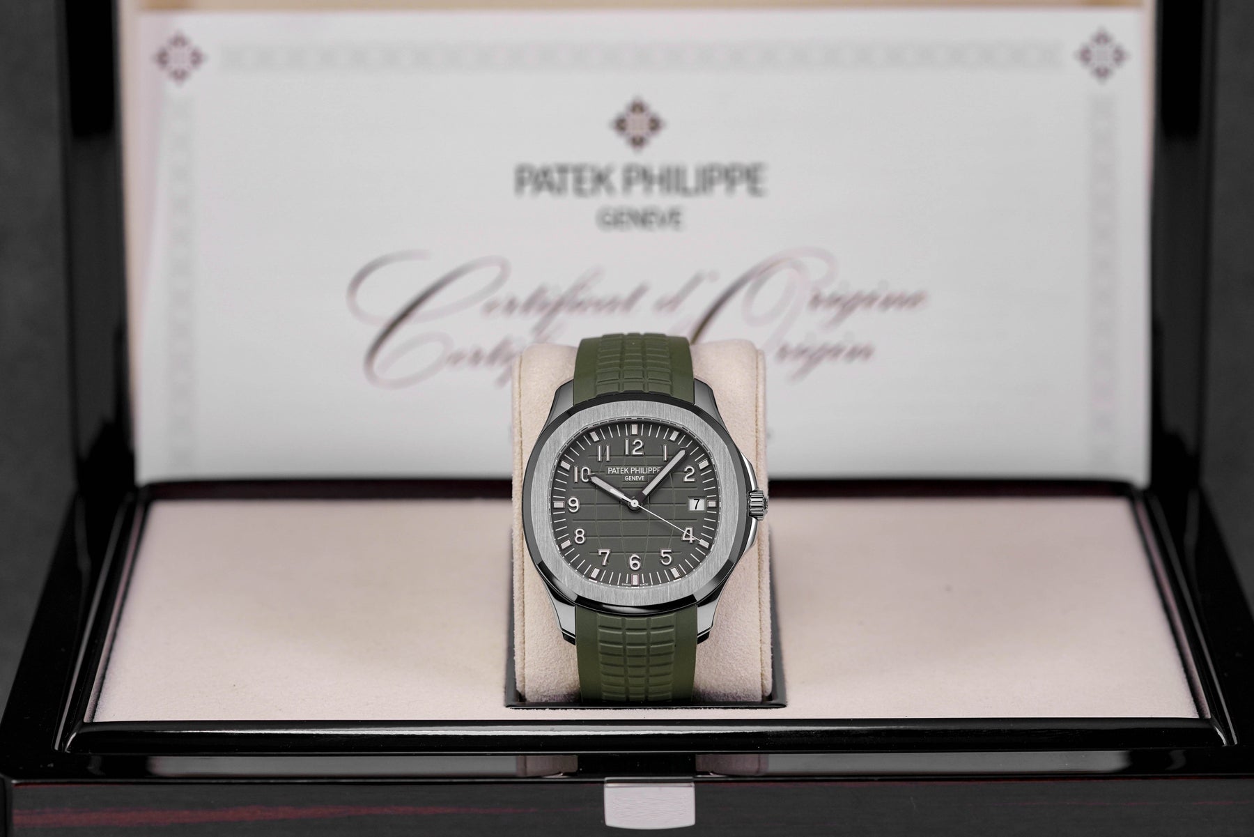Harga Patek Philippe Aquanaut 5168G Green