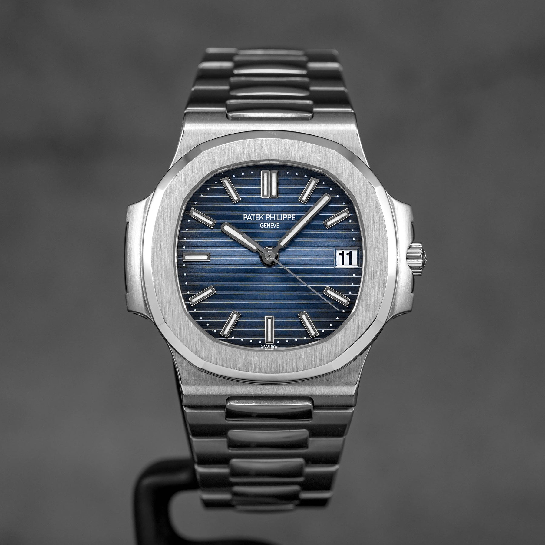 Harga Patek Philippe Nautilus 5800/1A Blue