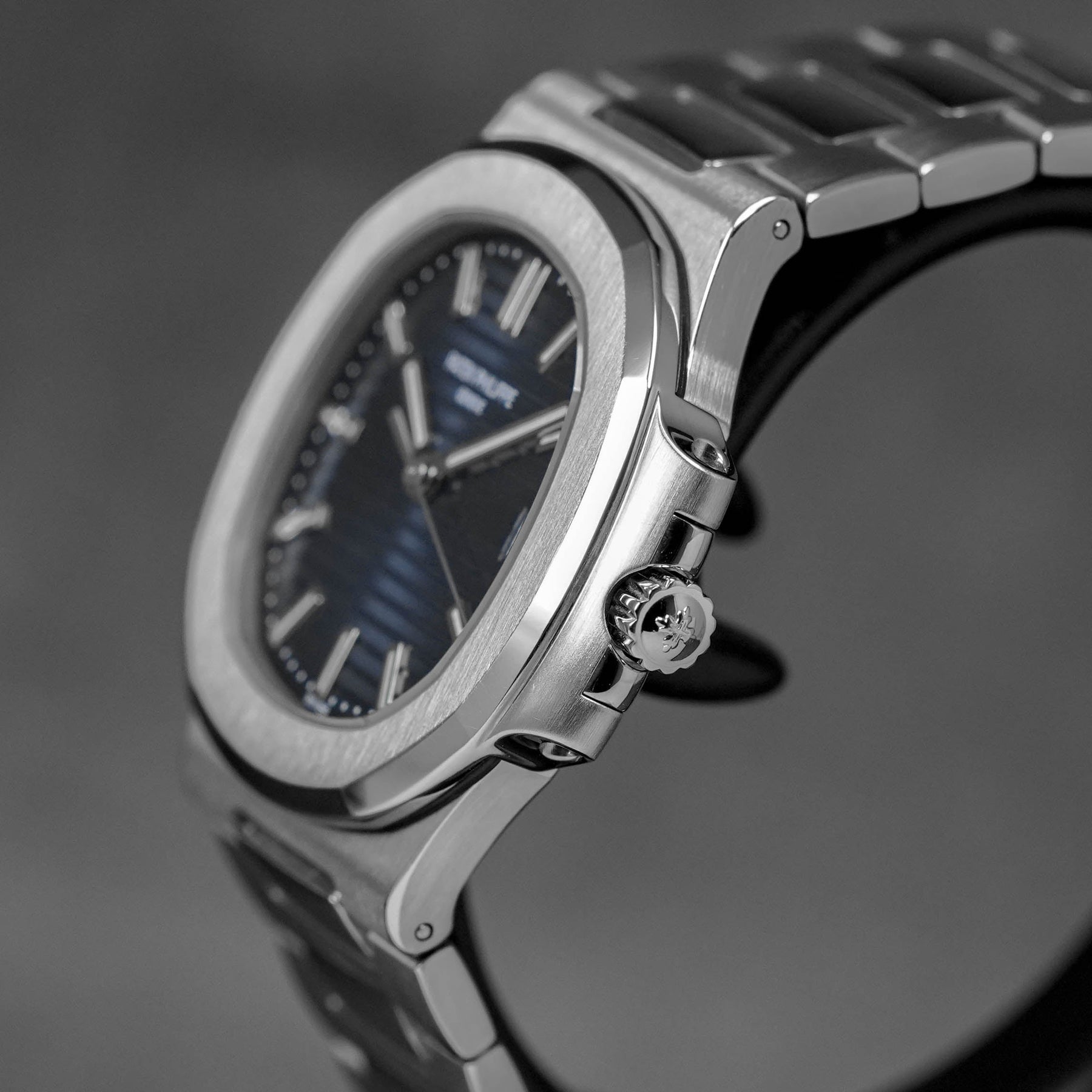 Harga Patek Philippe Nautilus 5800/1A Blue