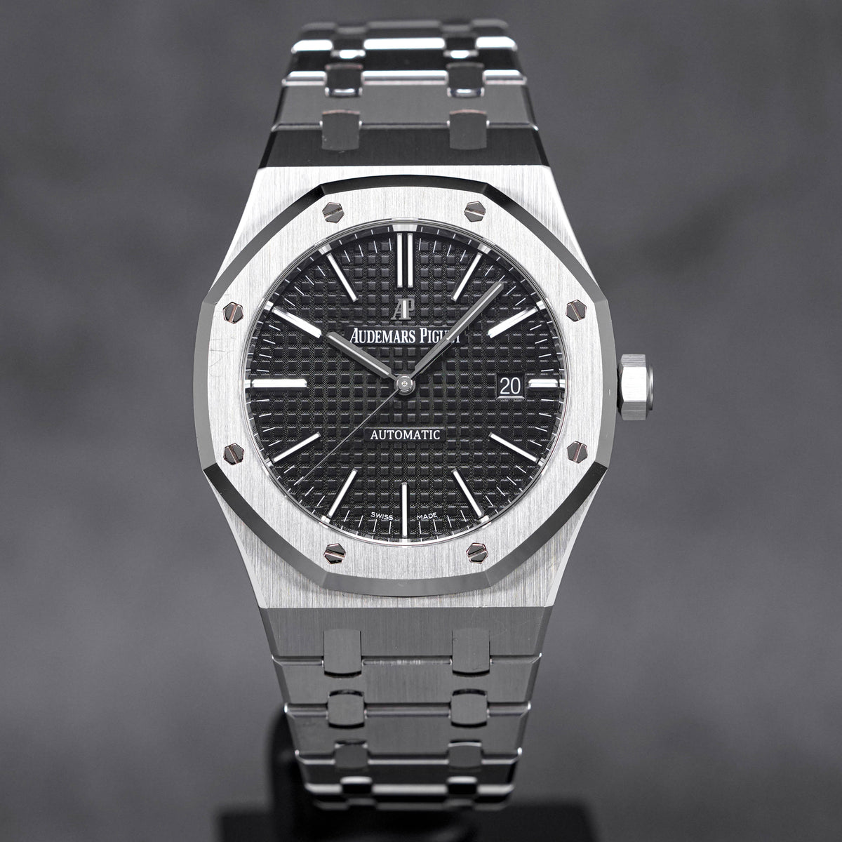 ROYAL OAK 41MM 15400 BLACK DIAL (2018)