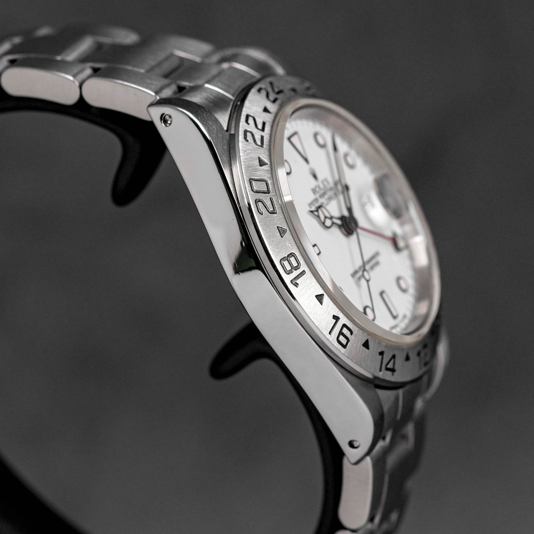 EXPLORER-II 16570 WHITE POLAR DIAL 'W SERIES' (WATCH & BOX)