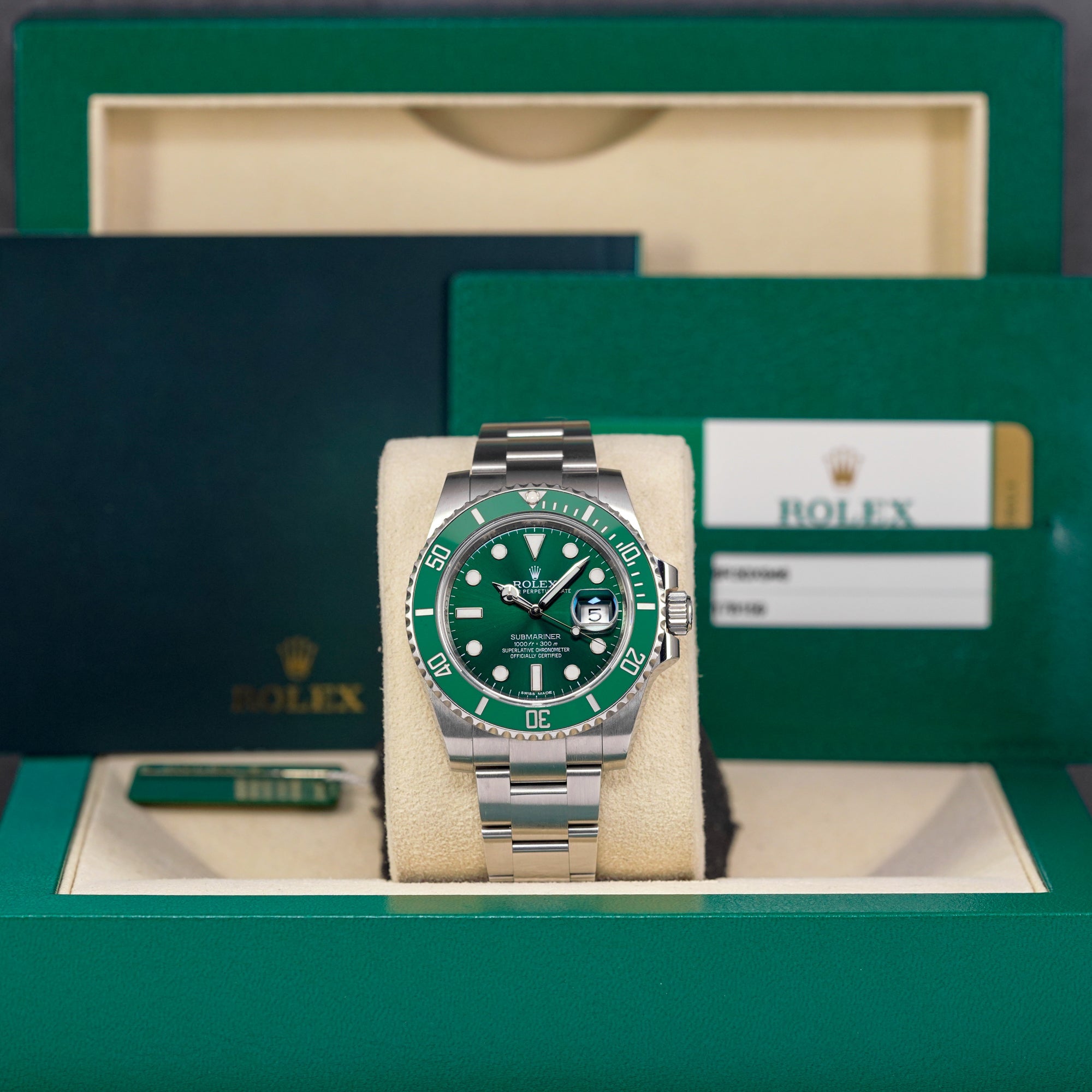 SUBMARINER DATE 40MM HULK (2015)