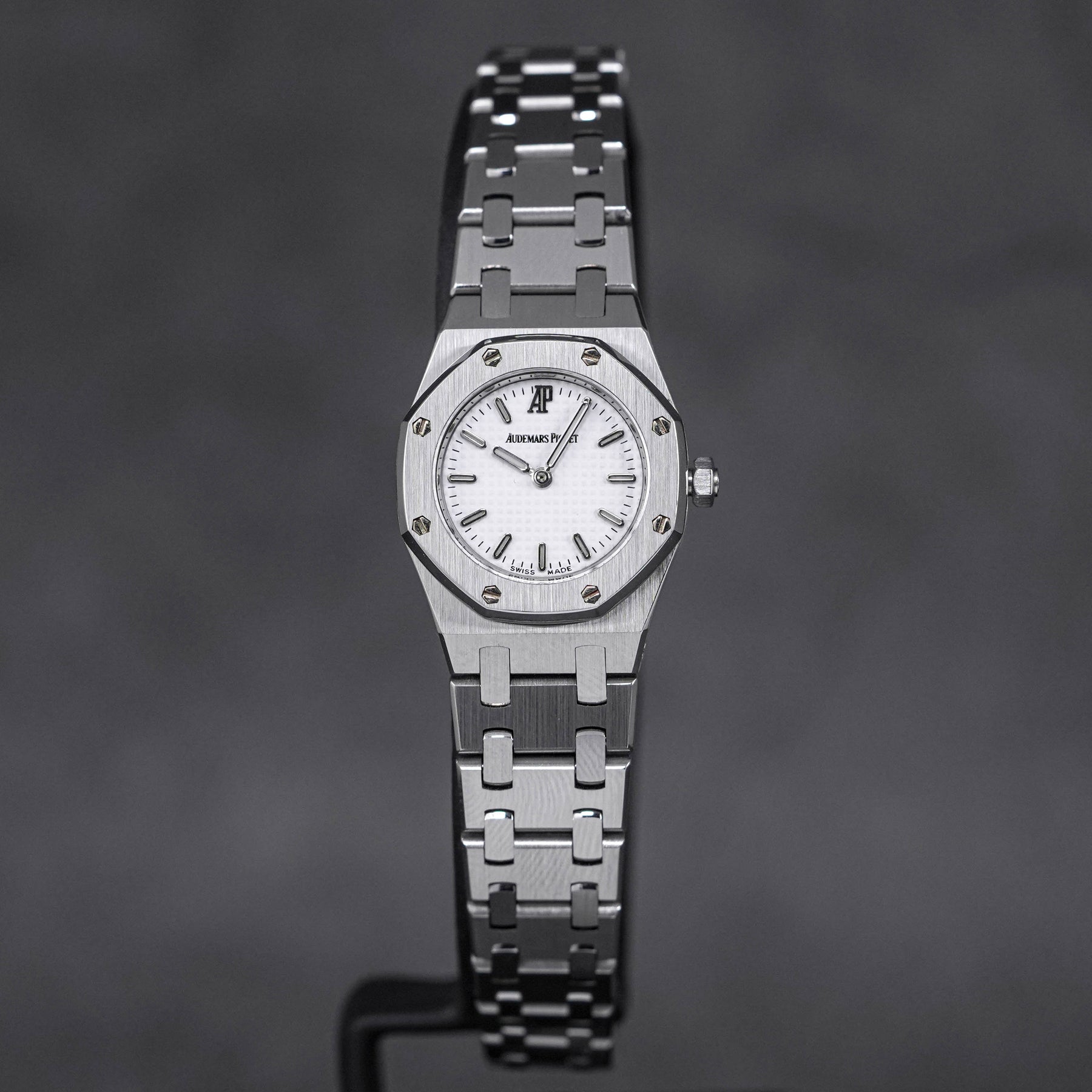 ROYAL OAK LADY 20MM 67075ST WHITE DIAL (2002)