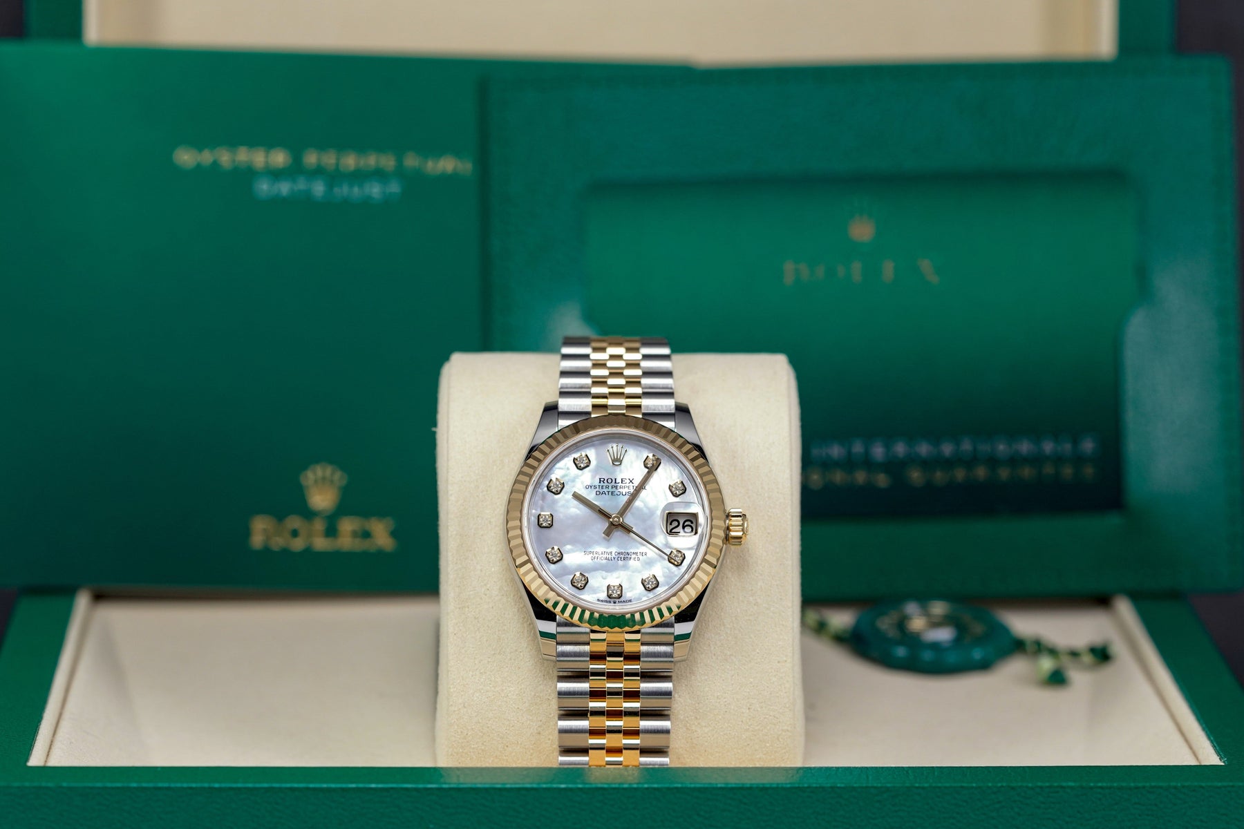 Harga Rolex Datejust 31mm Yellowgold MOP Diamond Indonesia