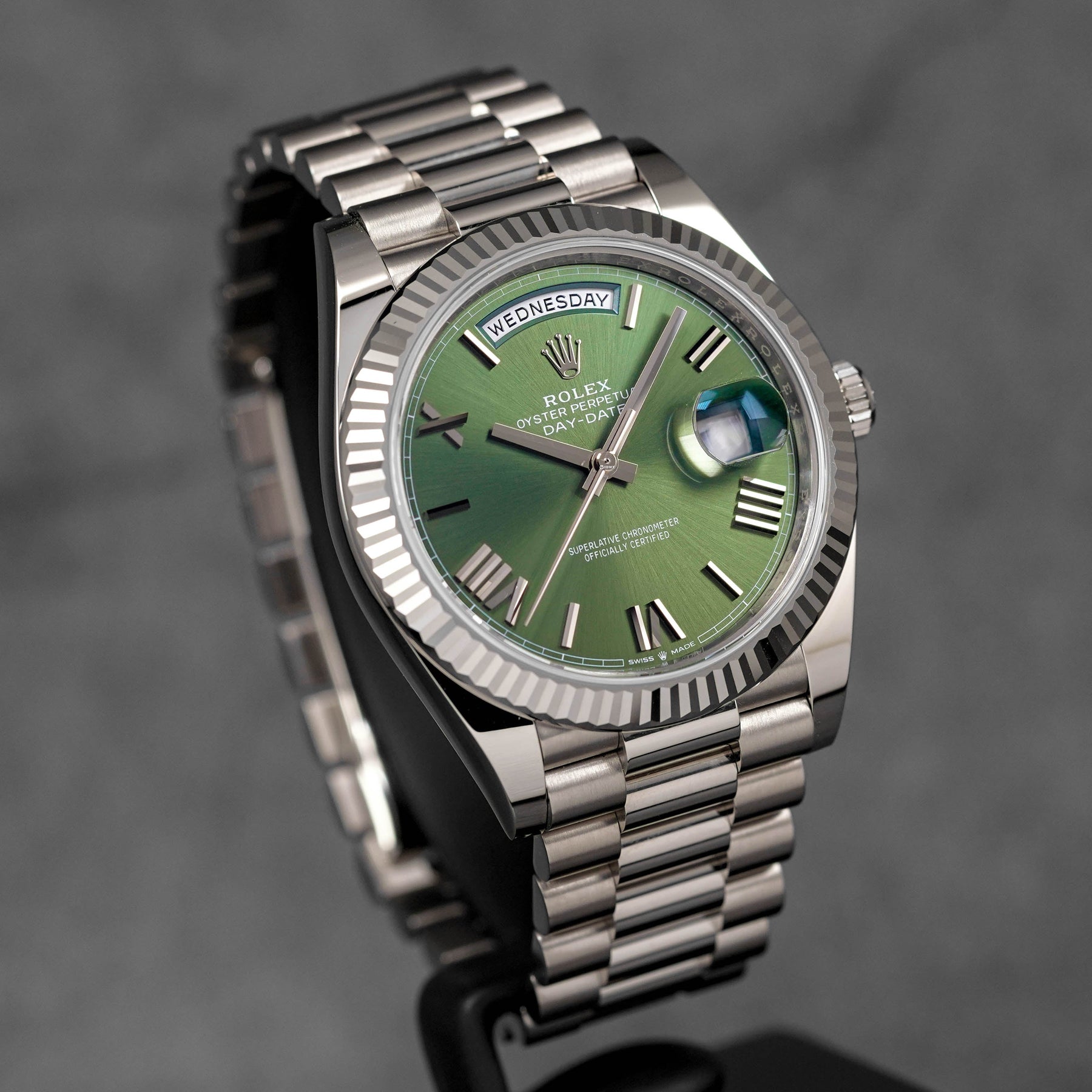 Harga Rolex Daydate 40 Whitegold Olive Green Indonesia