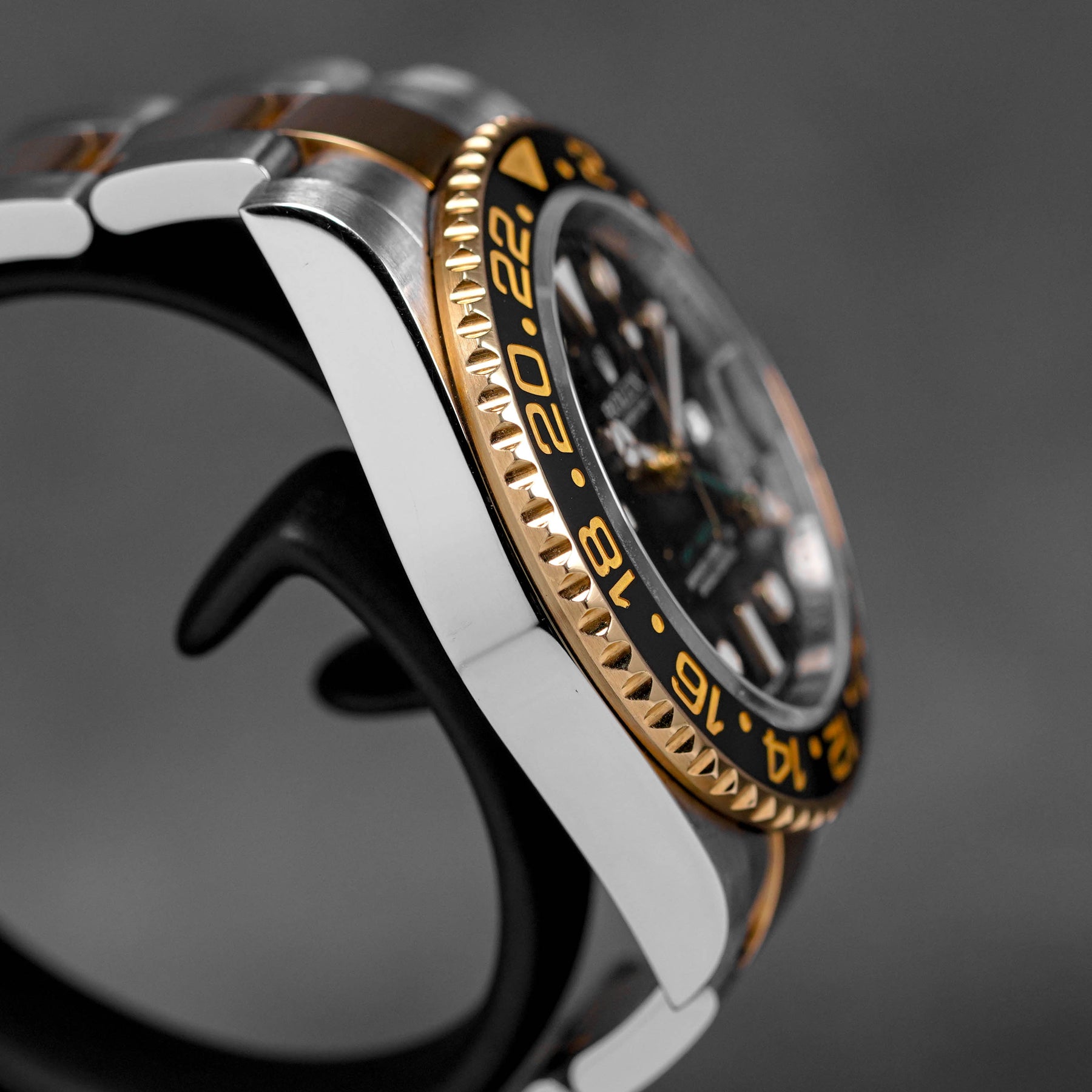 Harga Rolex GMT Master II Yellowgold Black Indonesia