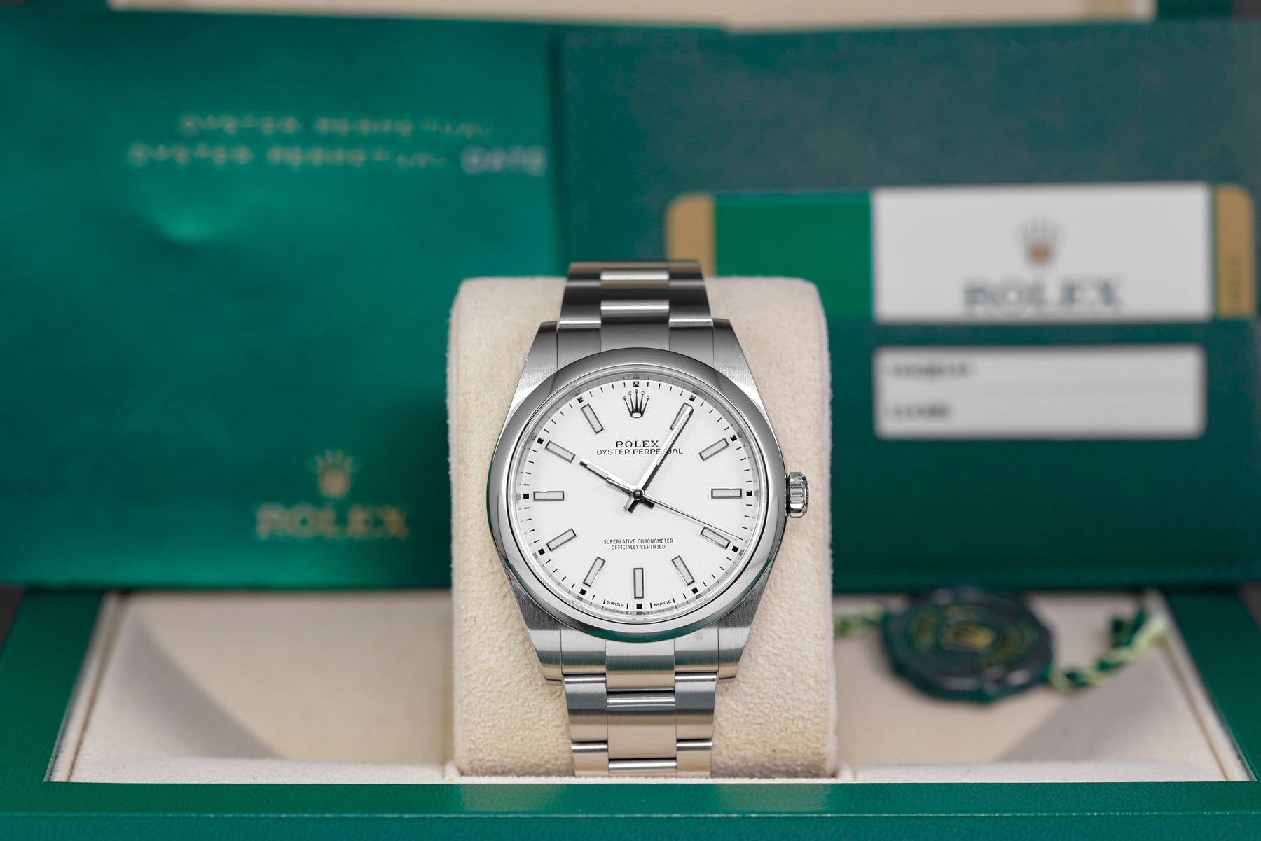Harga Rolex Oyster Perpetual 39 White Indonesia